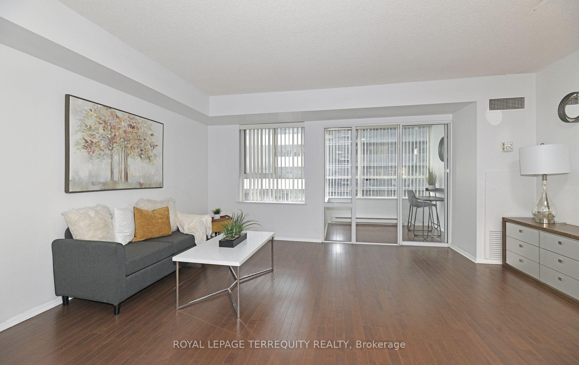 Photo 2 of Unit 1113, 711 Bay Street, Toronto, Bay Street Corridor — HOMEH