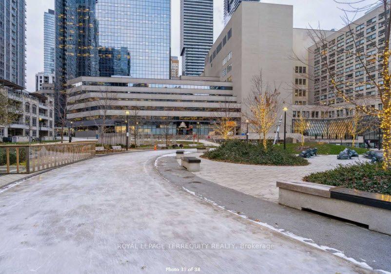 Photo 16 of Unit 1113, 711 Bay Street, Toronto, Bay Street Corridor — HOMEH
