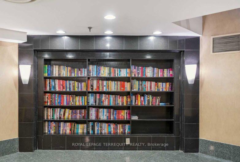 Photo 19 of Unit 1113, 711 Bay Street, Toronto, Bay Street Corridor — HOMEH