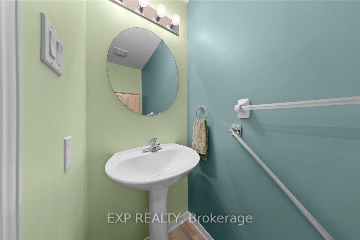 Photo 5 of 307 Cozumel Private, Ottawa, Fallingbrook/Gardenway South — HOMEH