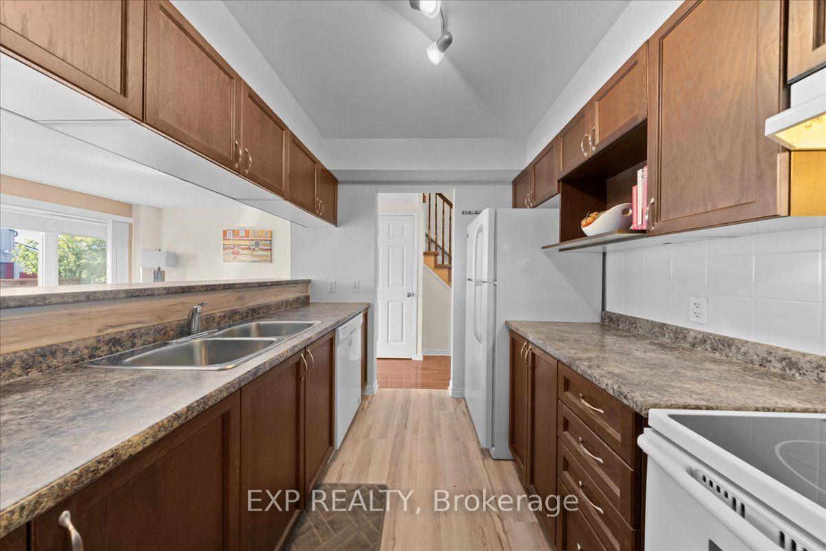 Photo 9 of 307 Cozumel Private, Ottawa, Fallingbrook/Gardenway South — HOMEH