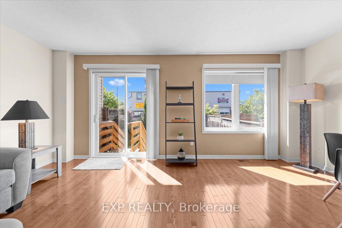 Photo 16 of 307 Cozumel Private, Ottawa, Fallingbrook/Gardenway South — HOMEH