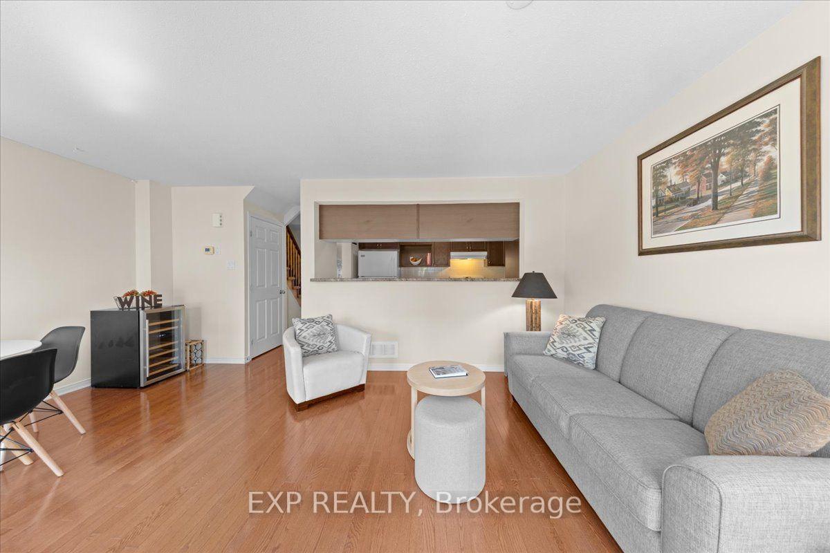 Photo 17 of 307 Cozumel Private, Ottawa, Fallingbrook/Gardenway South — HOMEH