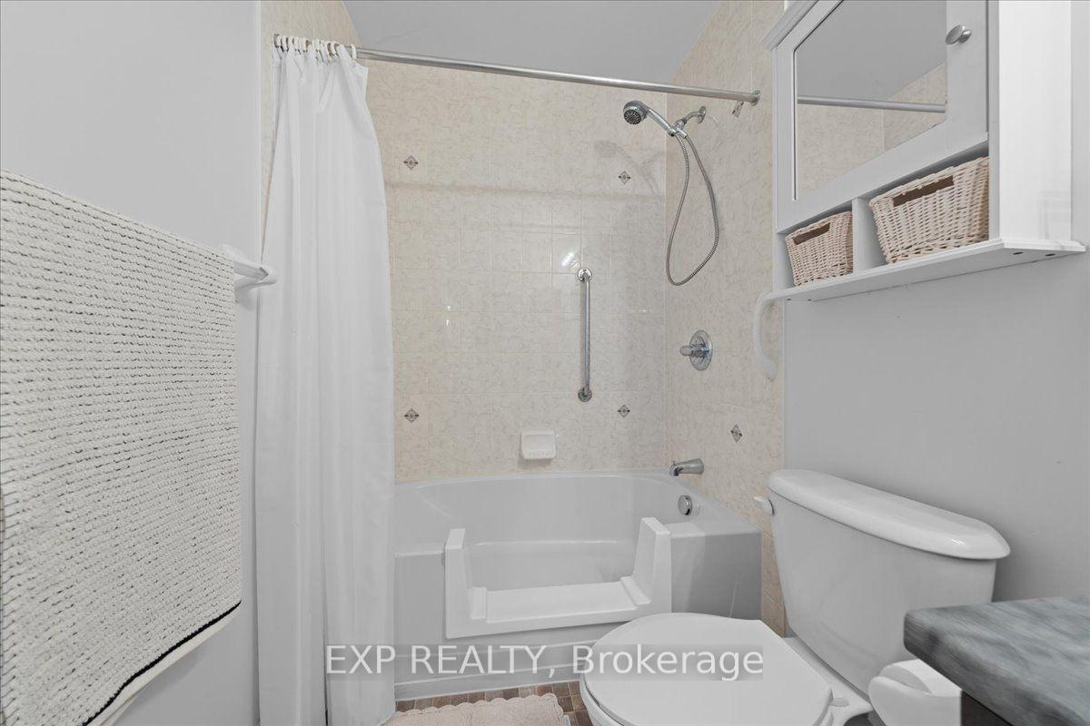 Photo 22 of 307 Cozumel Private, Ottawa, Fallingbrook/Gardenway South — HOMEH