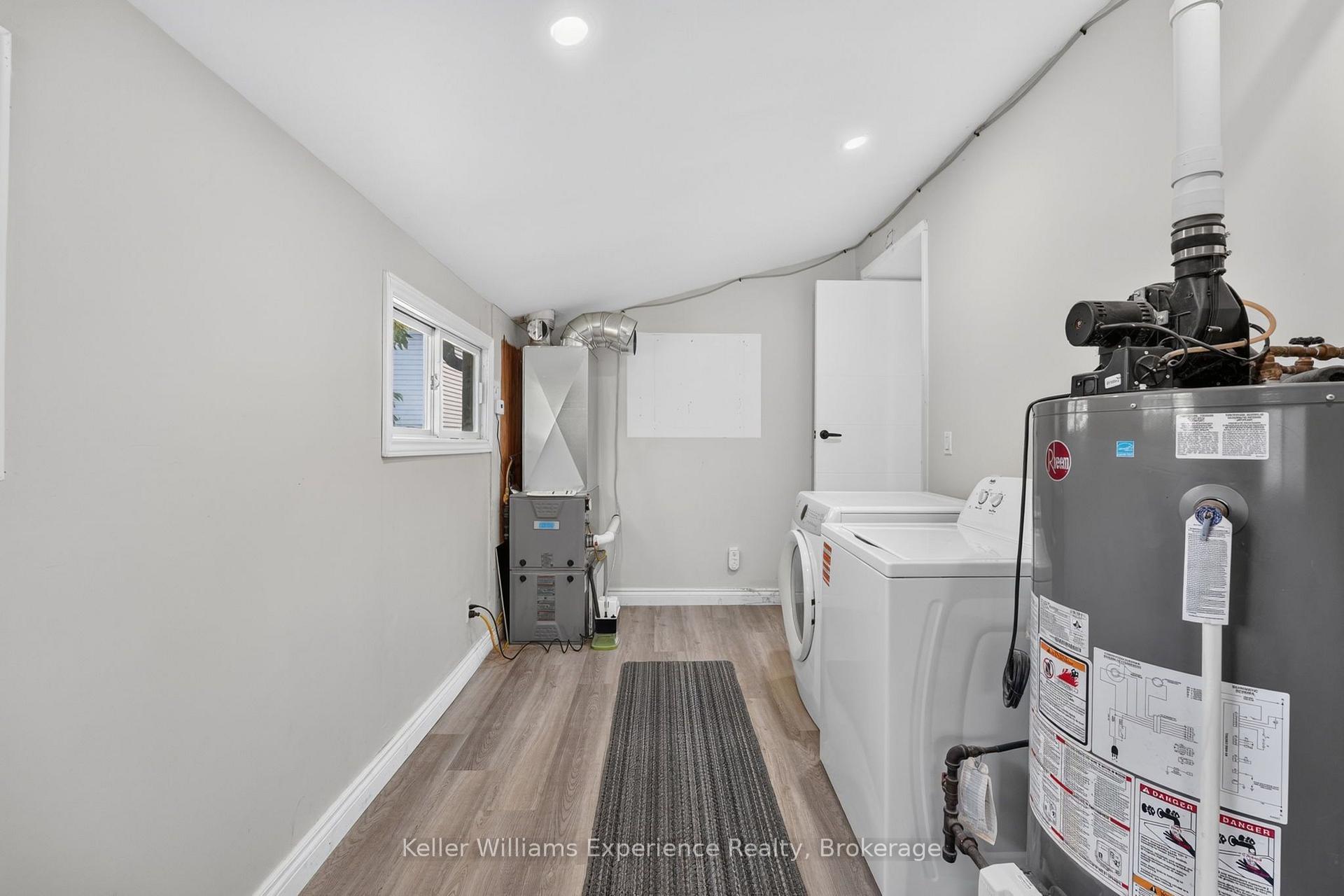 Photo 32 of 680 Ontario Street, Midland — HOMEH