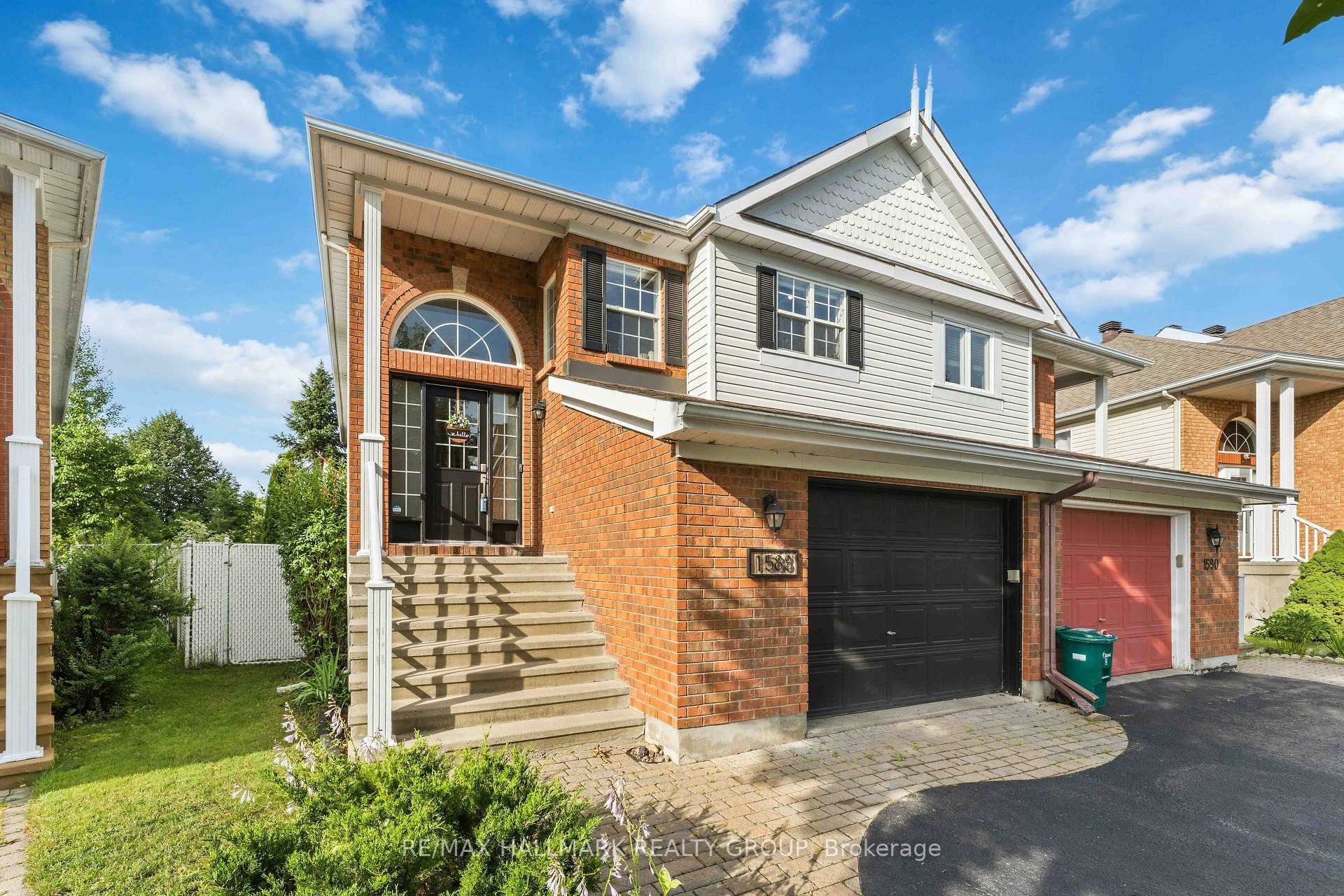 Photo 2 of 1588 Lisbon Street, Ottawa, Fallingbrook/Pineridge — HOMEH