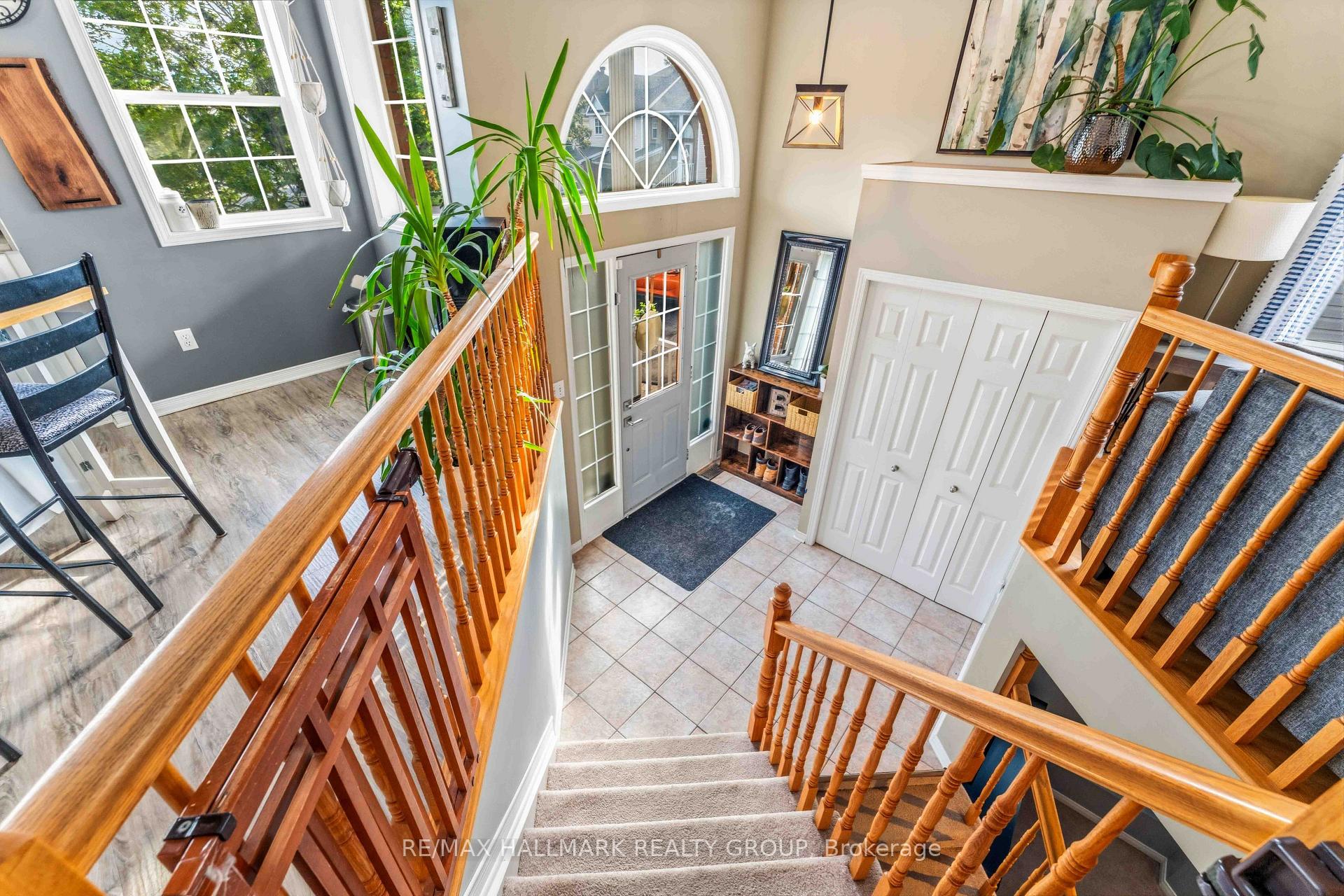 Photo 4 of 1588 Lisbon Street, Ottawa, Fallingbrook/Pineridge — HOMEH