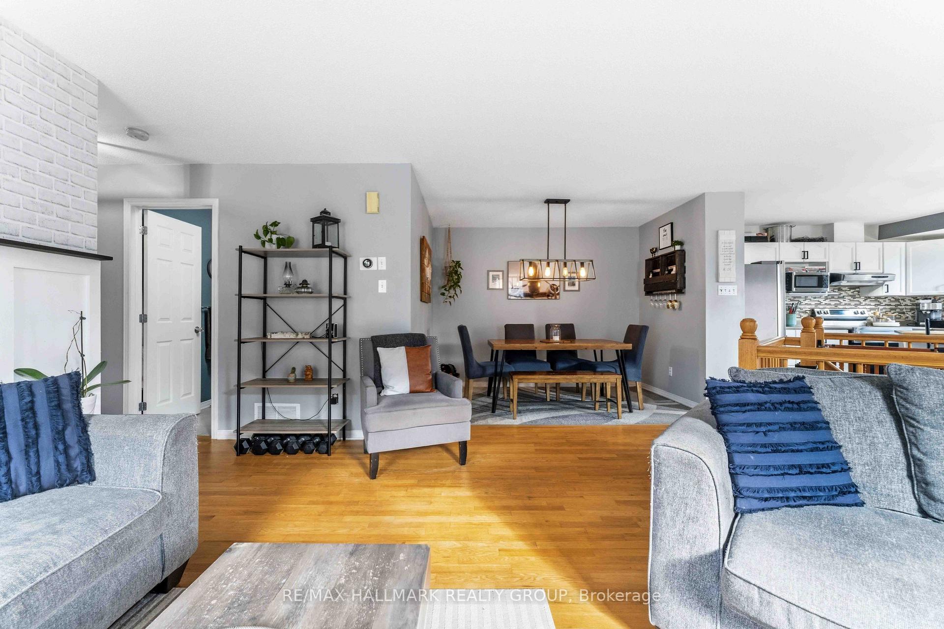 Photo 10 of 1588 Lisbon Street, Ottawa, Fallingbrook/Pineridge — HOMEH