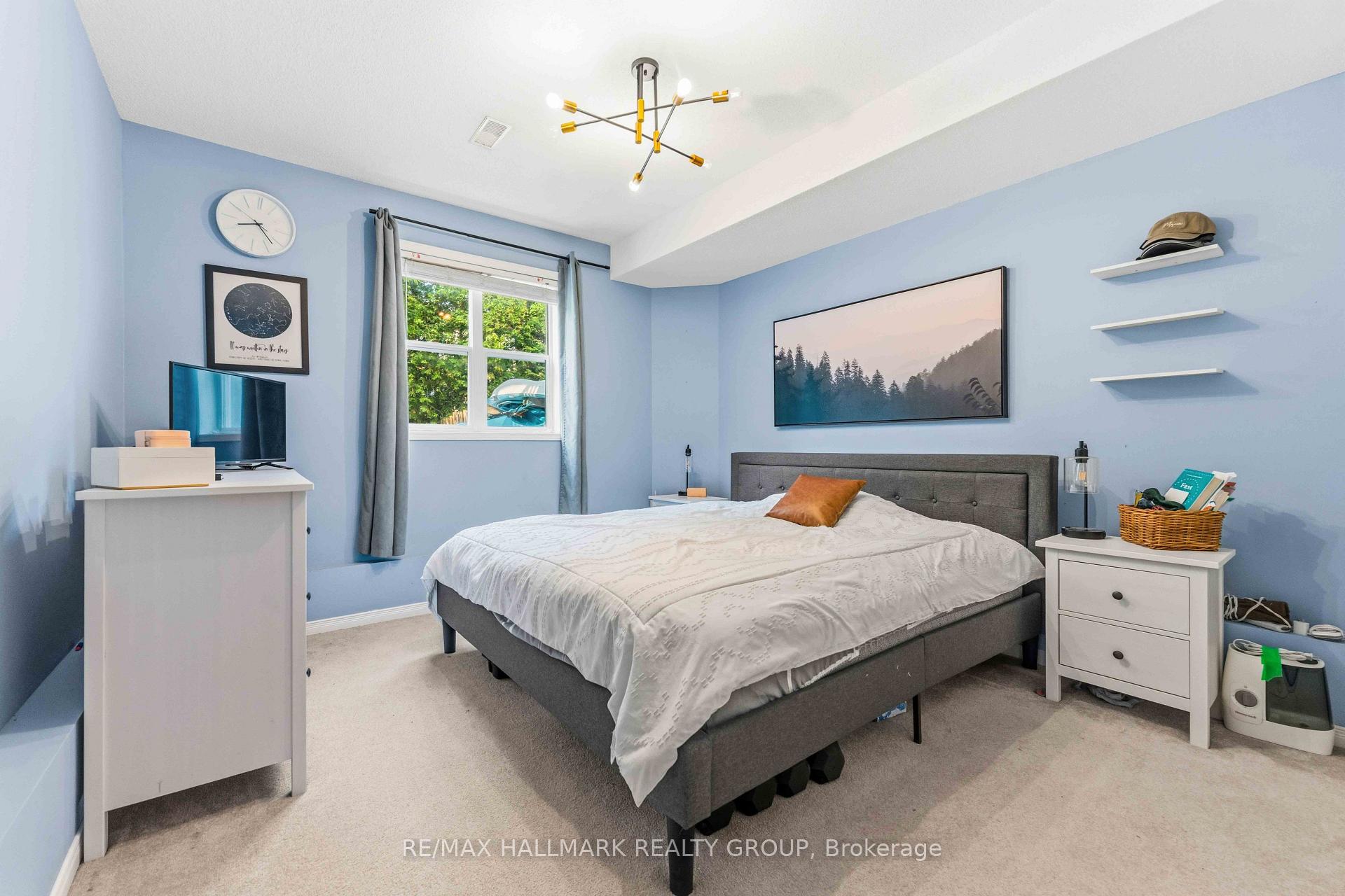 Photo 22 of 1588 Lisbon Street, Ottawa, Fallingbrook/Pineridge — HOMEH