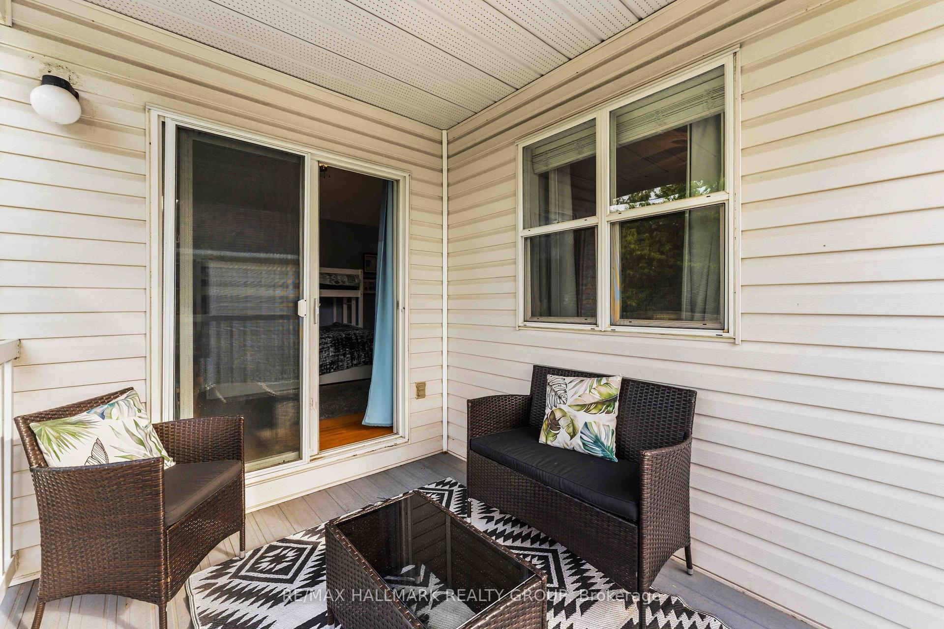 Photo 27 of 1588 Lisbon Street, Ottawa, Fallingbrook/Pineridge — HOMEH