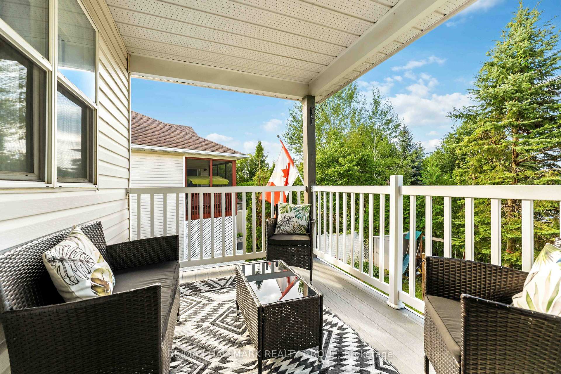 Photo 28 of 1588 Lisbon Street, Ottawa, Fallingbrook/Pineridge — HOMEH