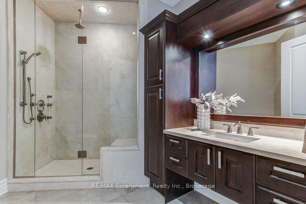Photo 27 of 172 Diiorio Circle, Hamilton, Ancaster — HOMEH