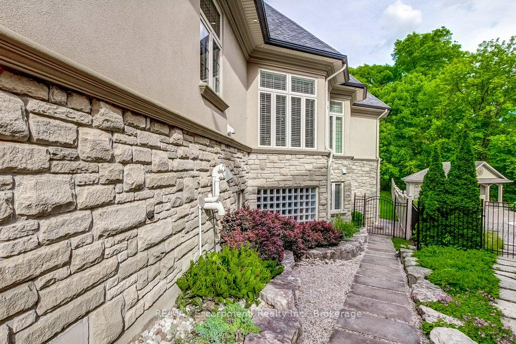 Photo 45 of 172 Diiorio Circle, Hamilton, Ancaster — HOMEH
