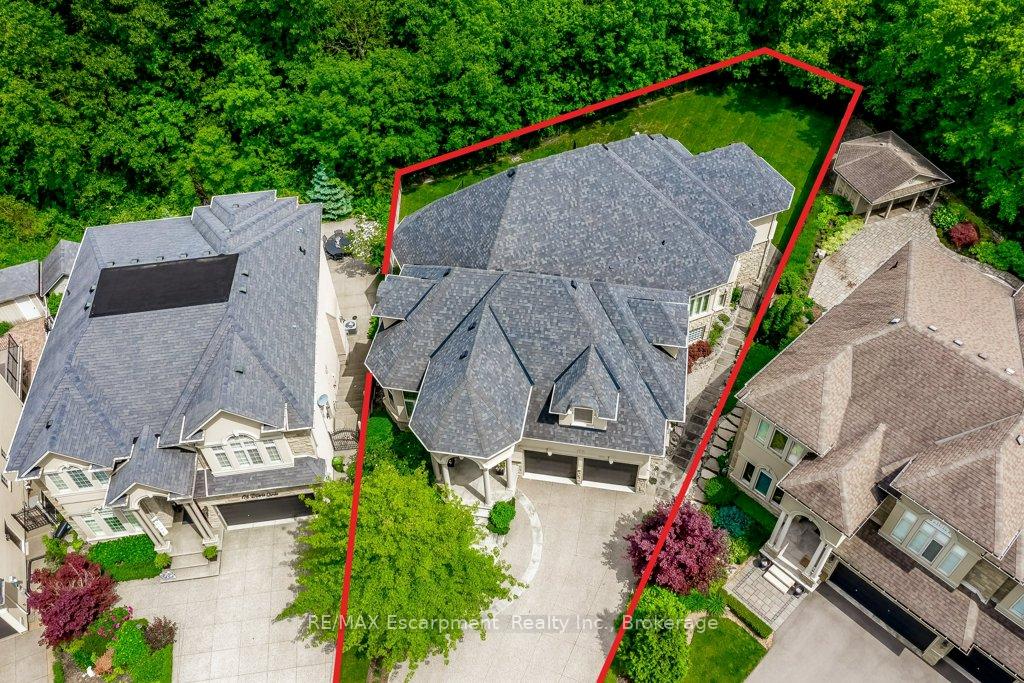 Photo 46 of 172 Diiorio Circle, Hamilton, Ancaster — HOMEH