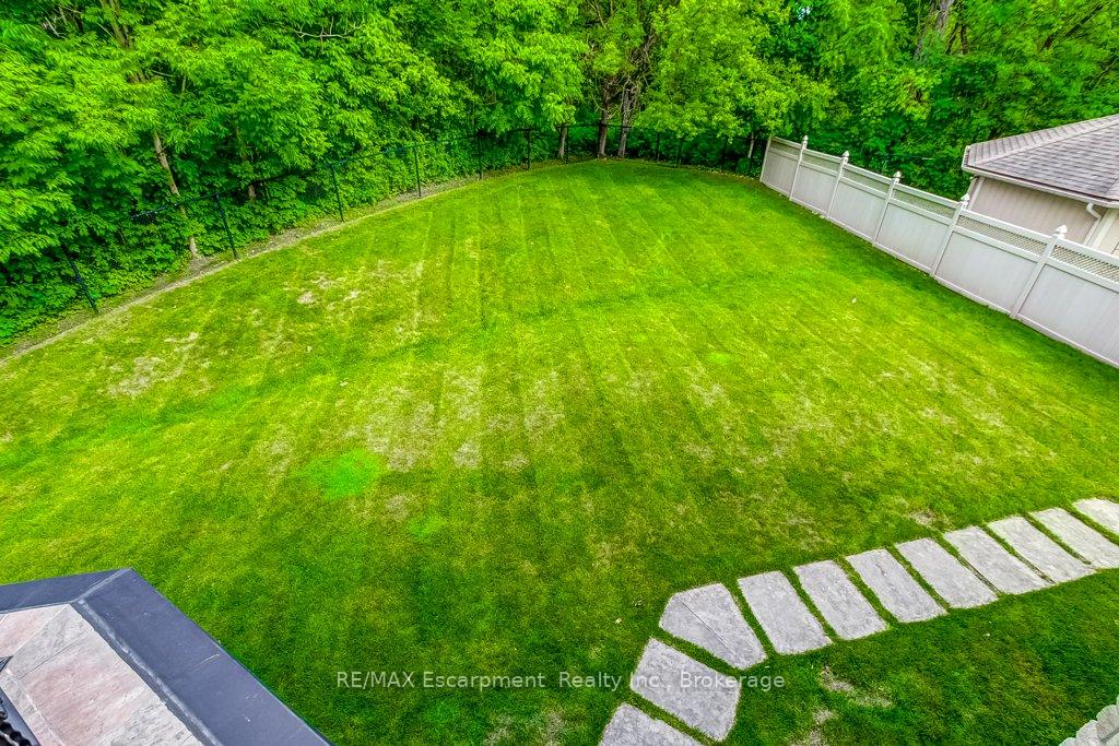 Photo 47 of 172 Diiorio Circle, Hamilton, Ancaster — HOMEH