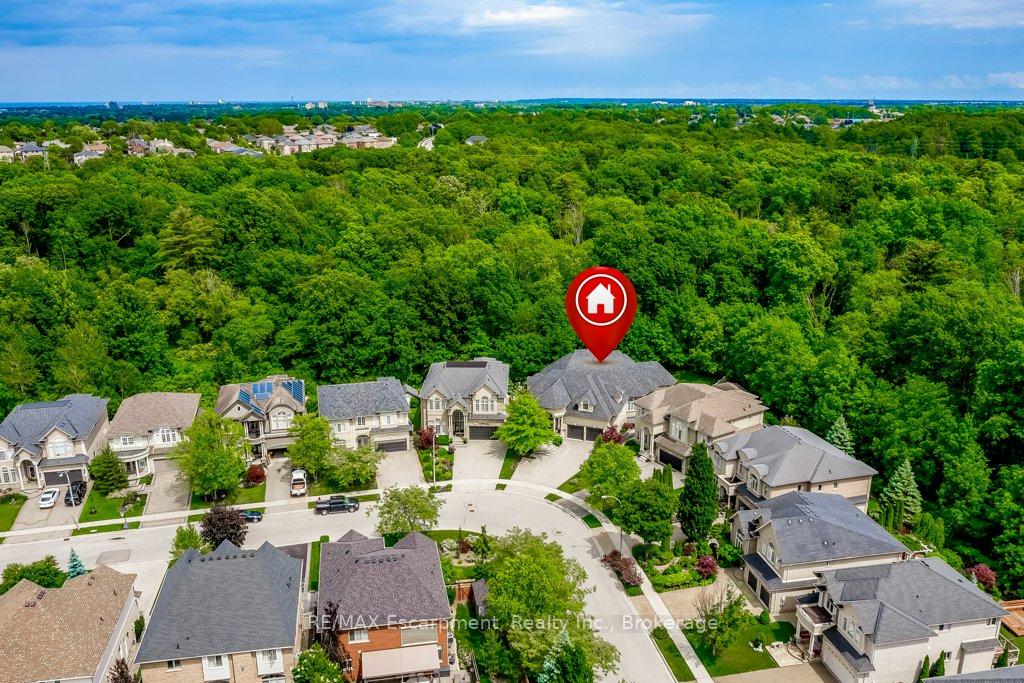 Photo 48 of 172 Diiorio Circle, Hamilton, Ancaster — HOMEH