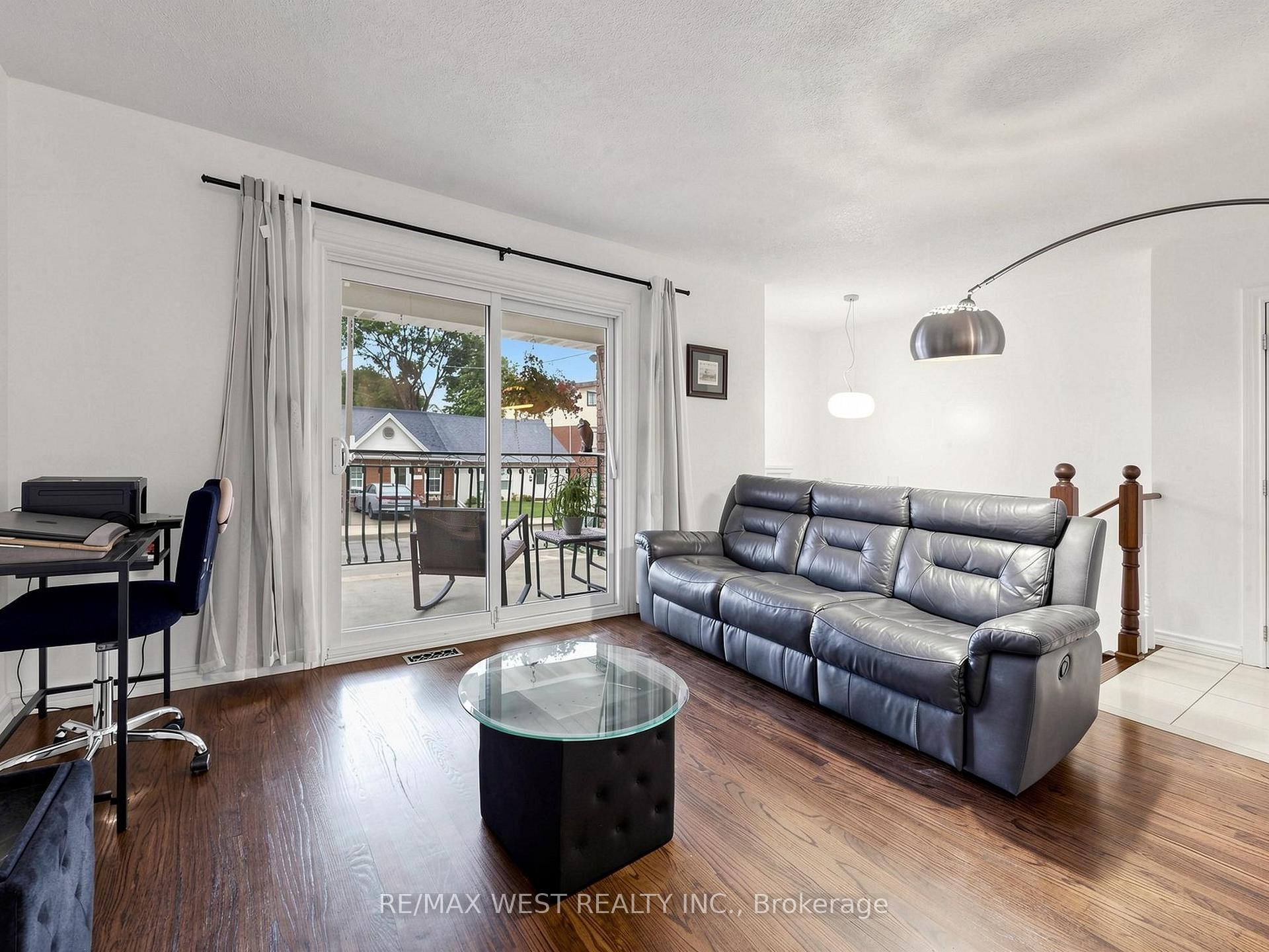 Photo 12 of 335 East Avenue N, Hamilton, Landsdale — HOMEH