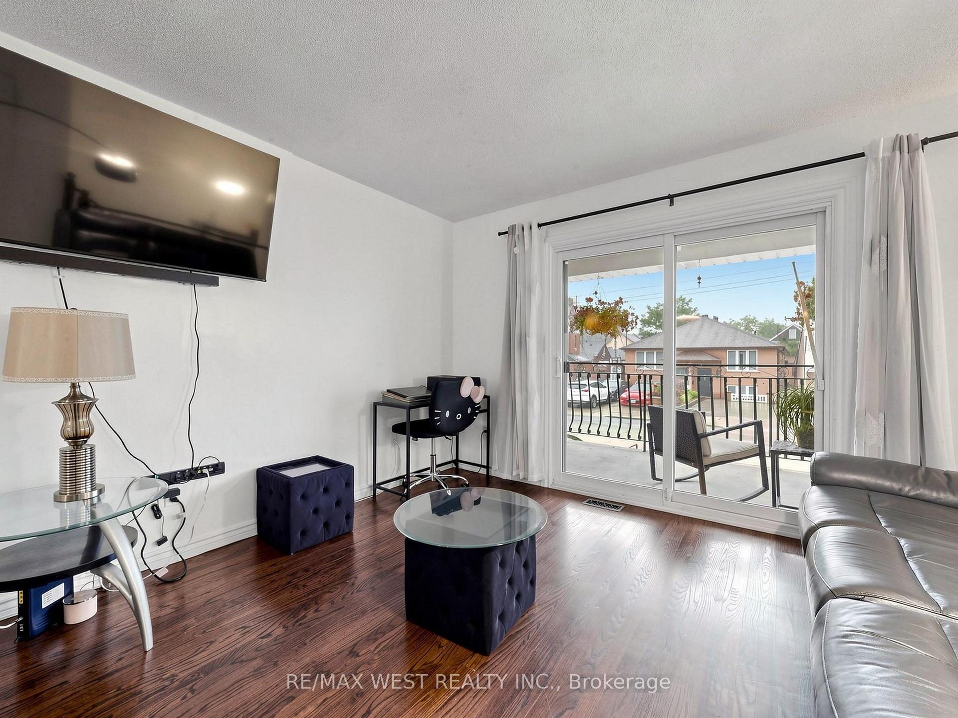 Photo 13 of 335 East Avenue N, Hamilton, Landsdale — HOMEH