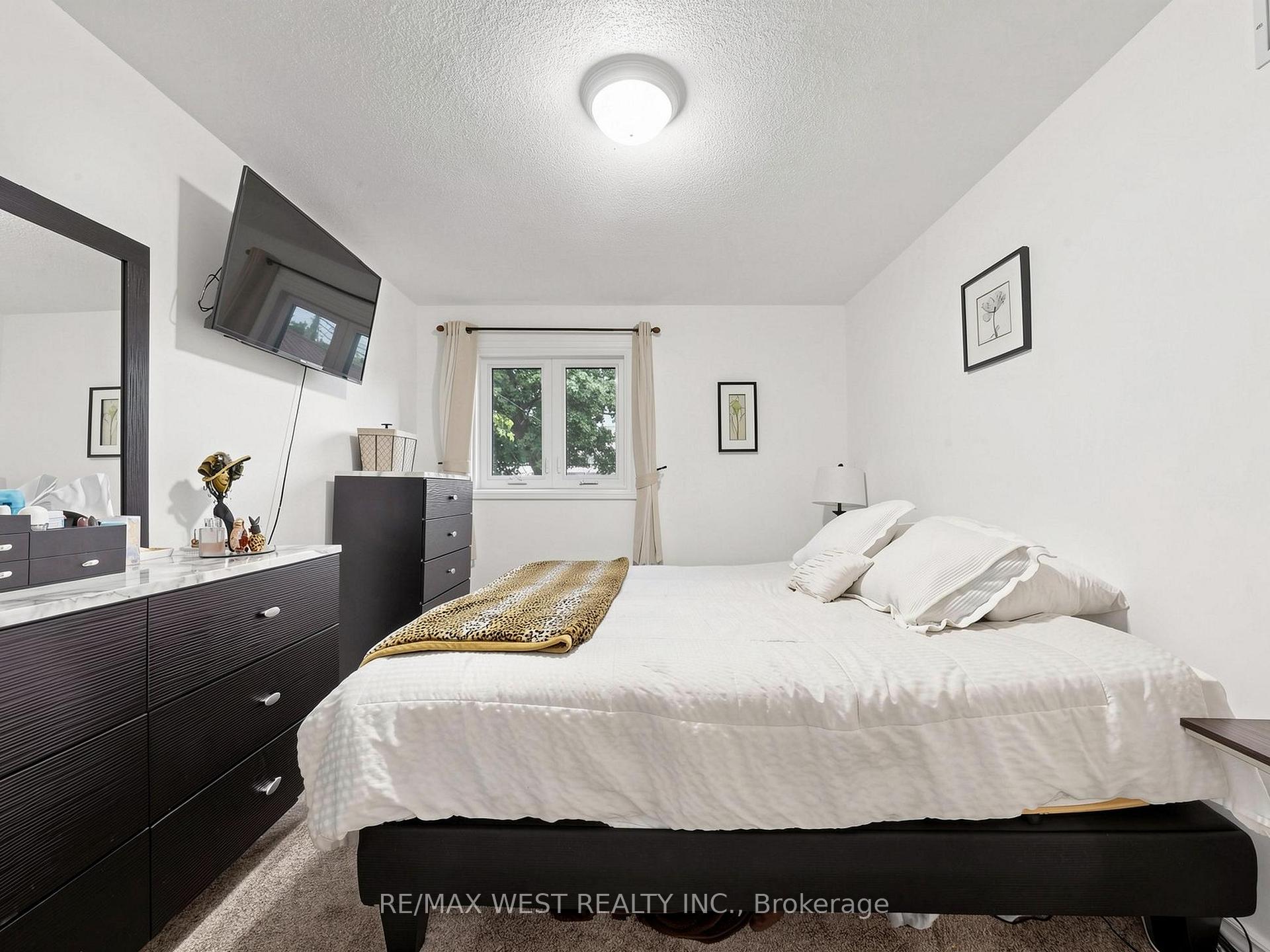 Photo 17 of 335 East Avenue N, Hamilton, Landsdale — HOMEH
