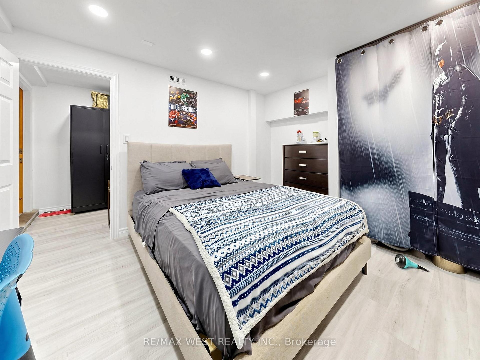 Photo 25 of 335 East Avenue N, Hamilton, Landsdale — HOMEH