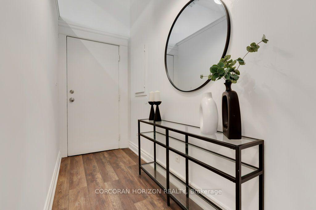 Photo 6 of Unit 209, 276 King Street W, Kitchener, City Commercial Core — HOMEH
