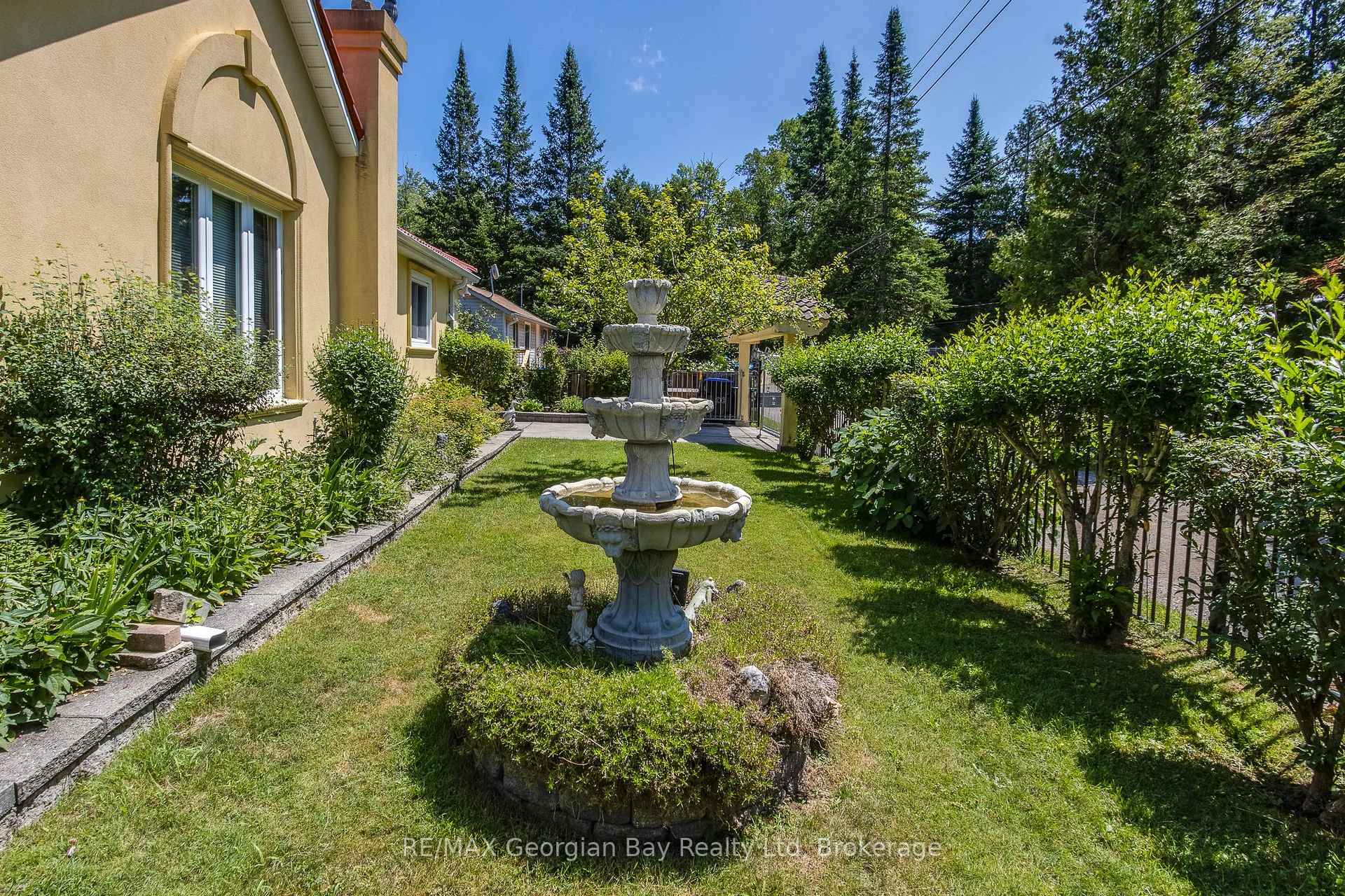 Photo 26 of 3 Brookside Drive, Tiny, Rural Tiny — HOMEH