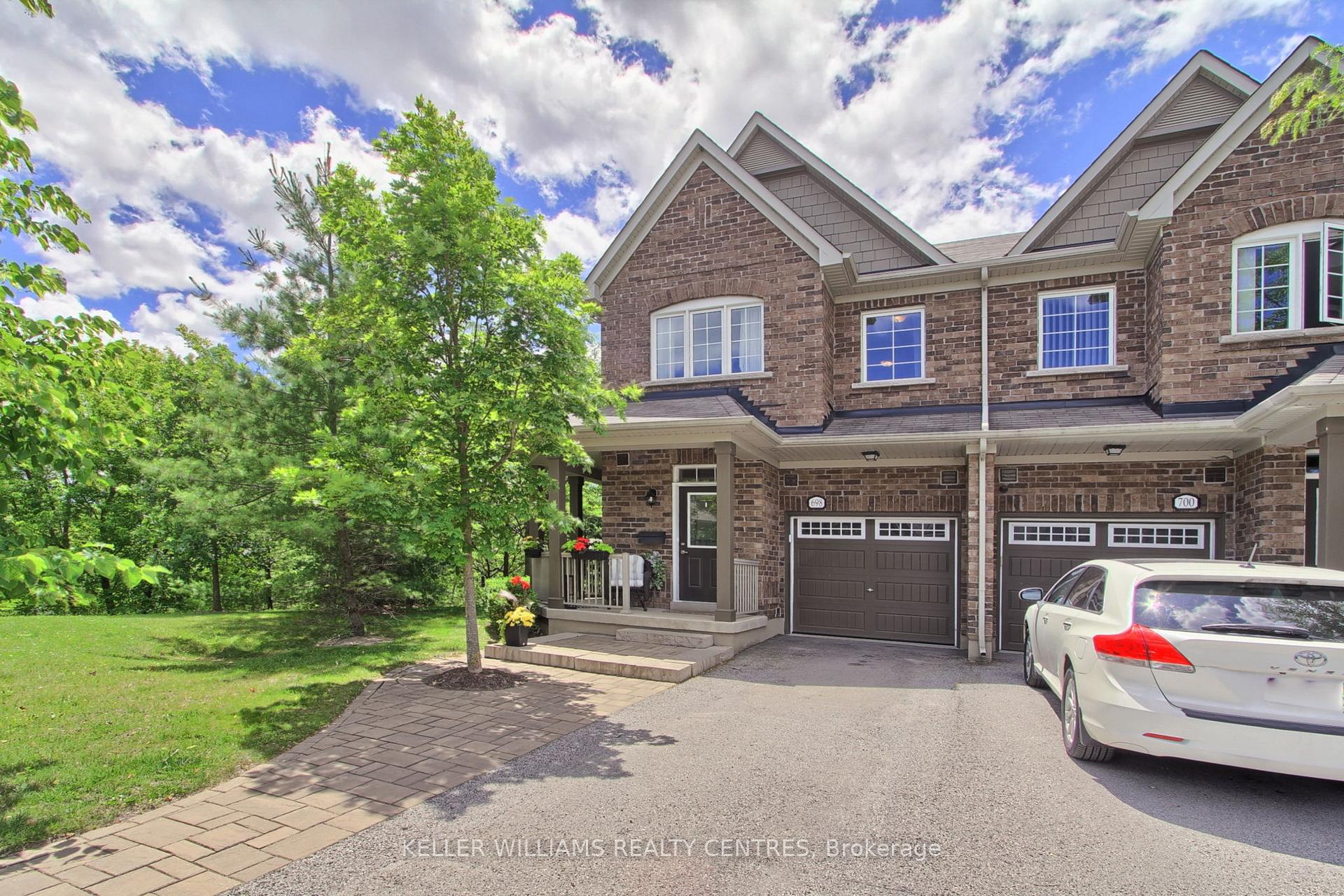 Photo 3 of Unit 22, 698 Wendy Culbert Crescent, Newmarket, Stonehaven-Wyndham — HOMEH