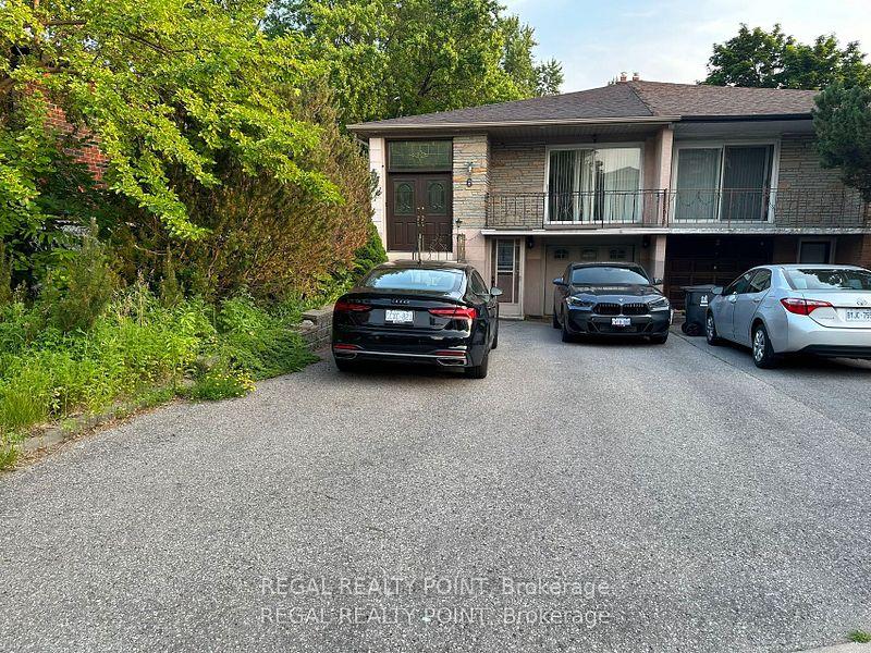 Photo 1 of 6 Harrington Crescent, North York, Bayview Woods-Steeles — HOMEH