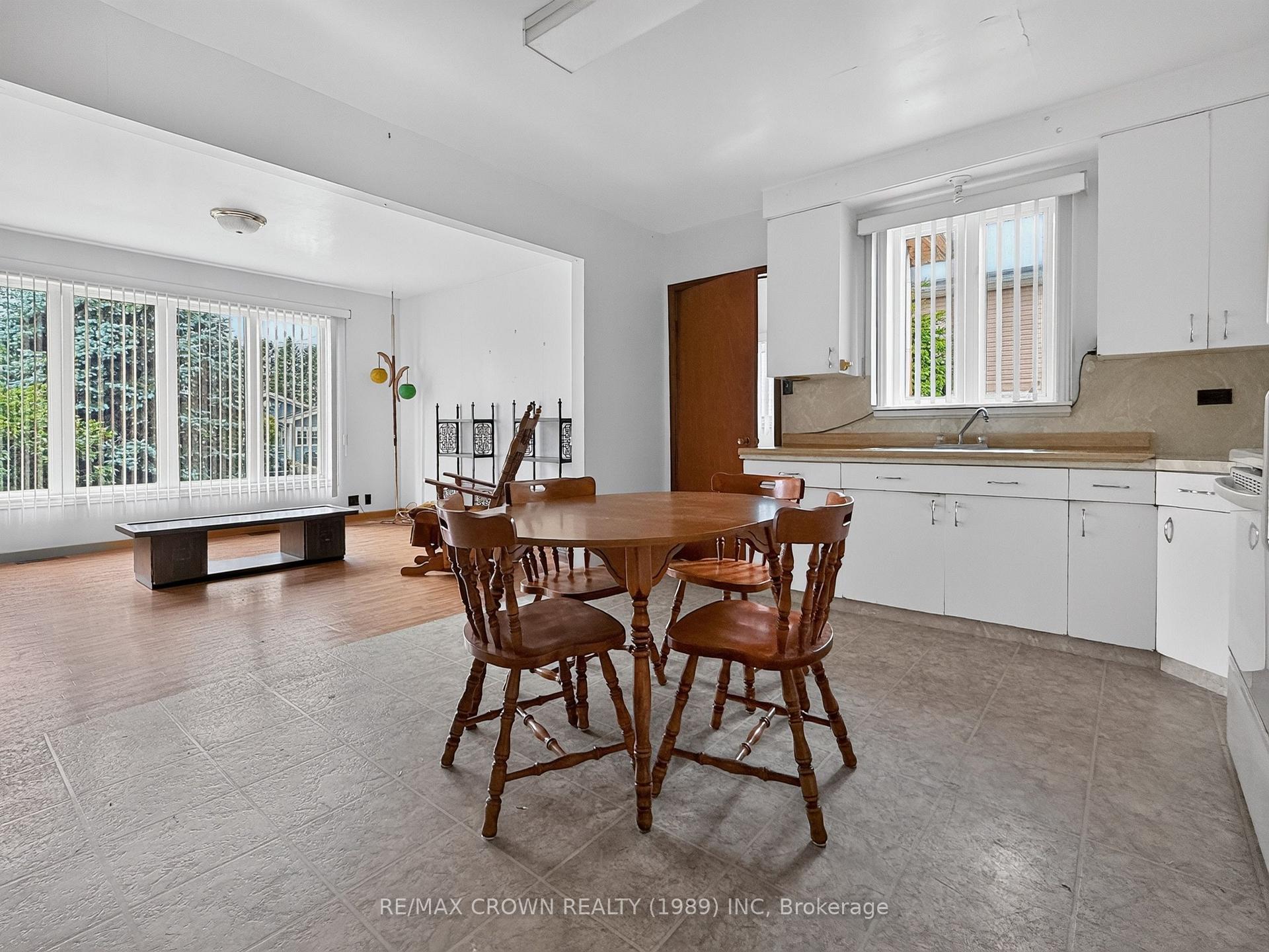 Photo 17 of 706 Prince Street, Hearst — HOMEH