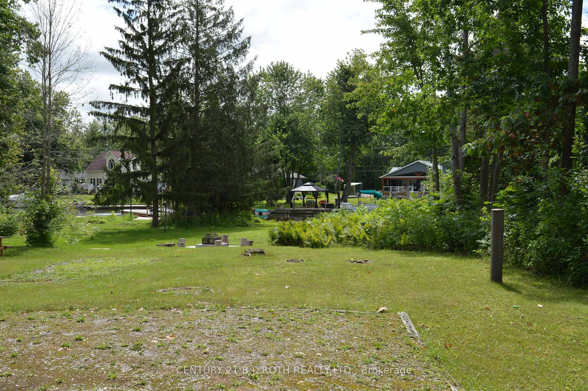 Photo 6 of 29 Ridge Avenue, Ramara, Brechin — HOMEH