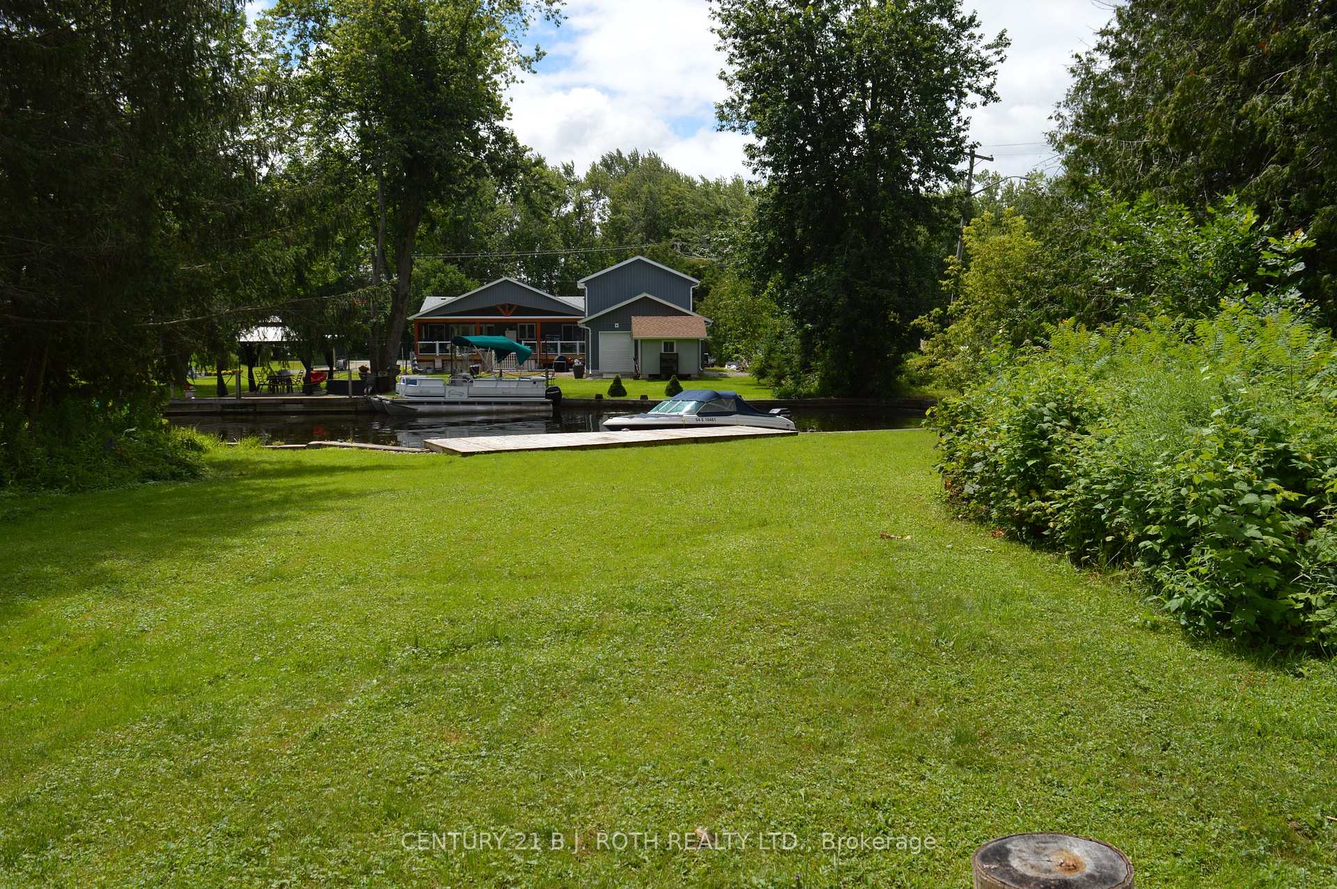 Photo 9 of 29 Ridge Avenue, Ramara, Brechin — HOMEH