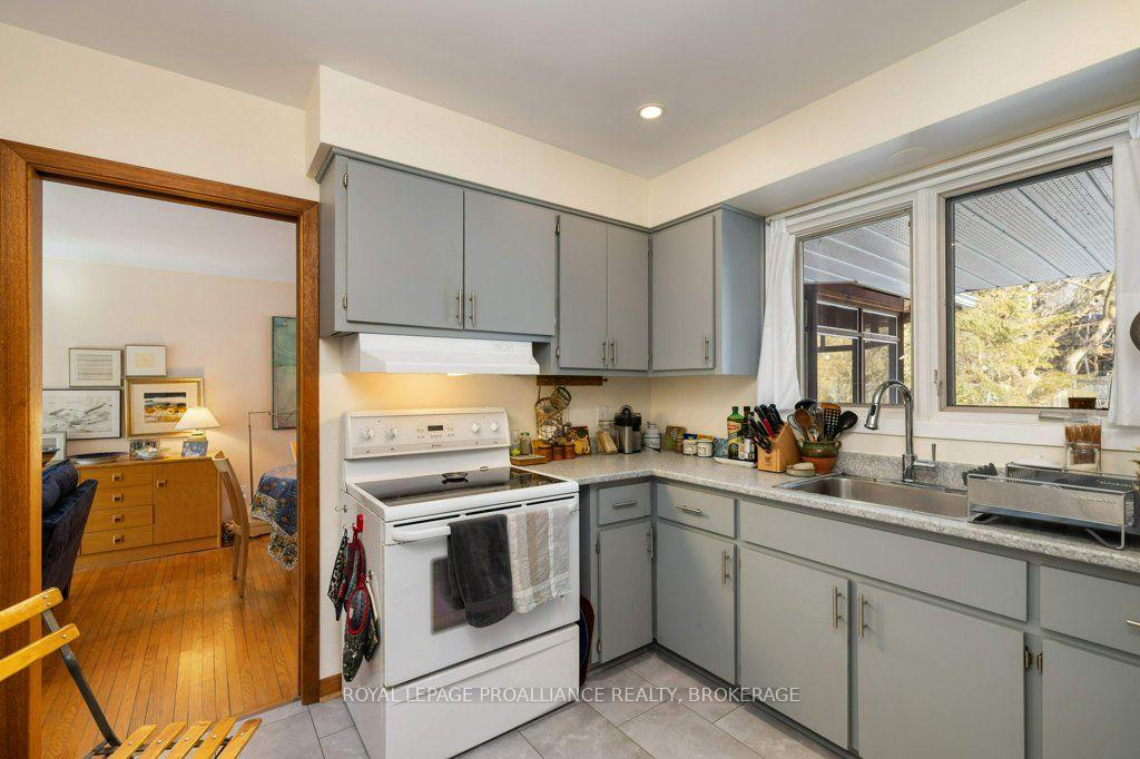 Photo 27 of 12 Oriole Lane, Kingston, Kingston East (Incl CFB Kingston) — HOMEH