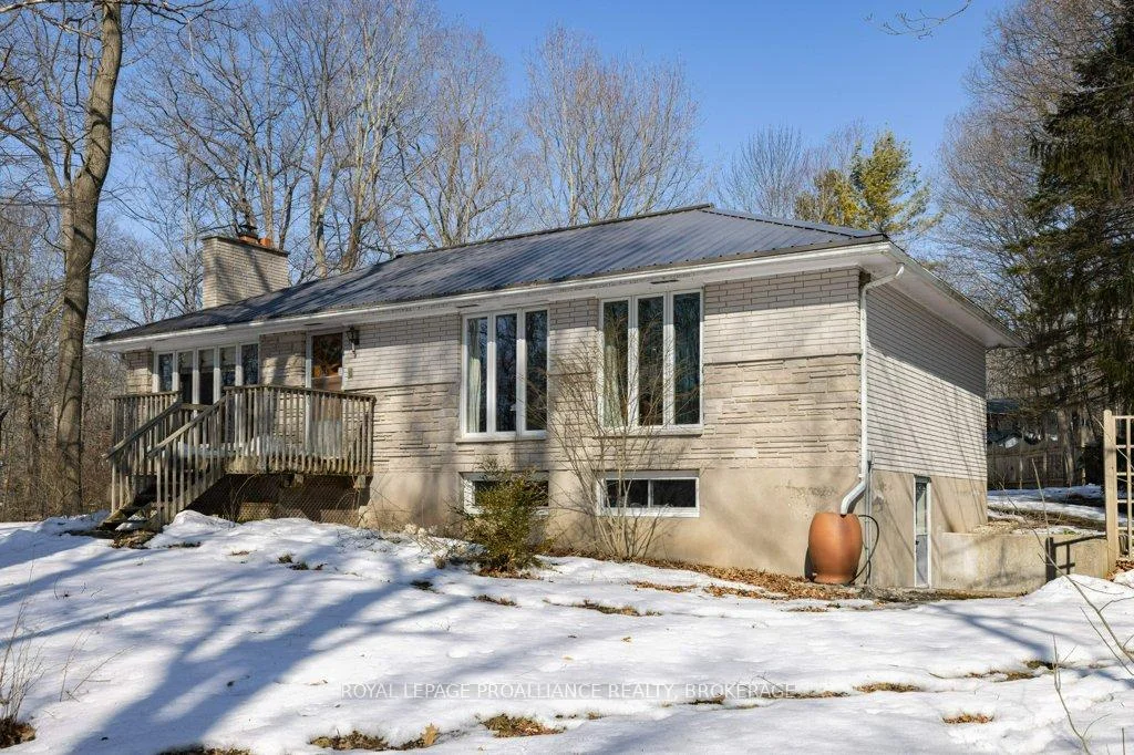 Photo 14 of 12 Oriole Lane, Kingston, Kingston East (Incl CFB Kingston) — HOMEH
