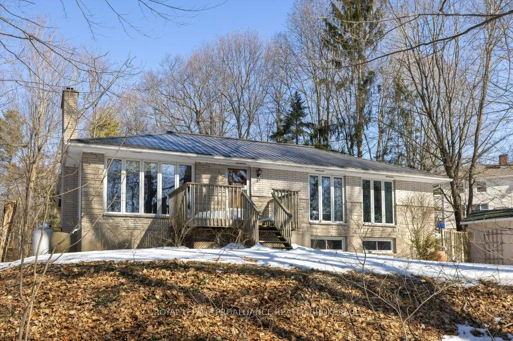 Photo 16 of 12 Oriole Lane, Kingston, Kingston East (Incl CFB Kingston) — HOMEH