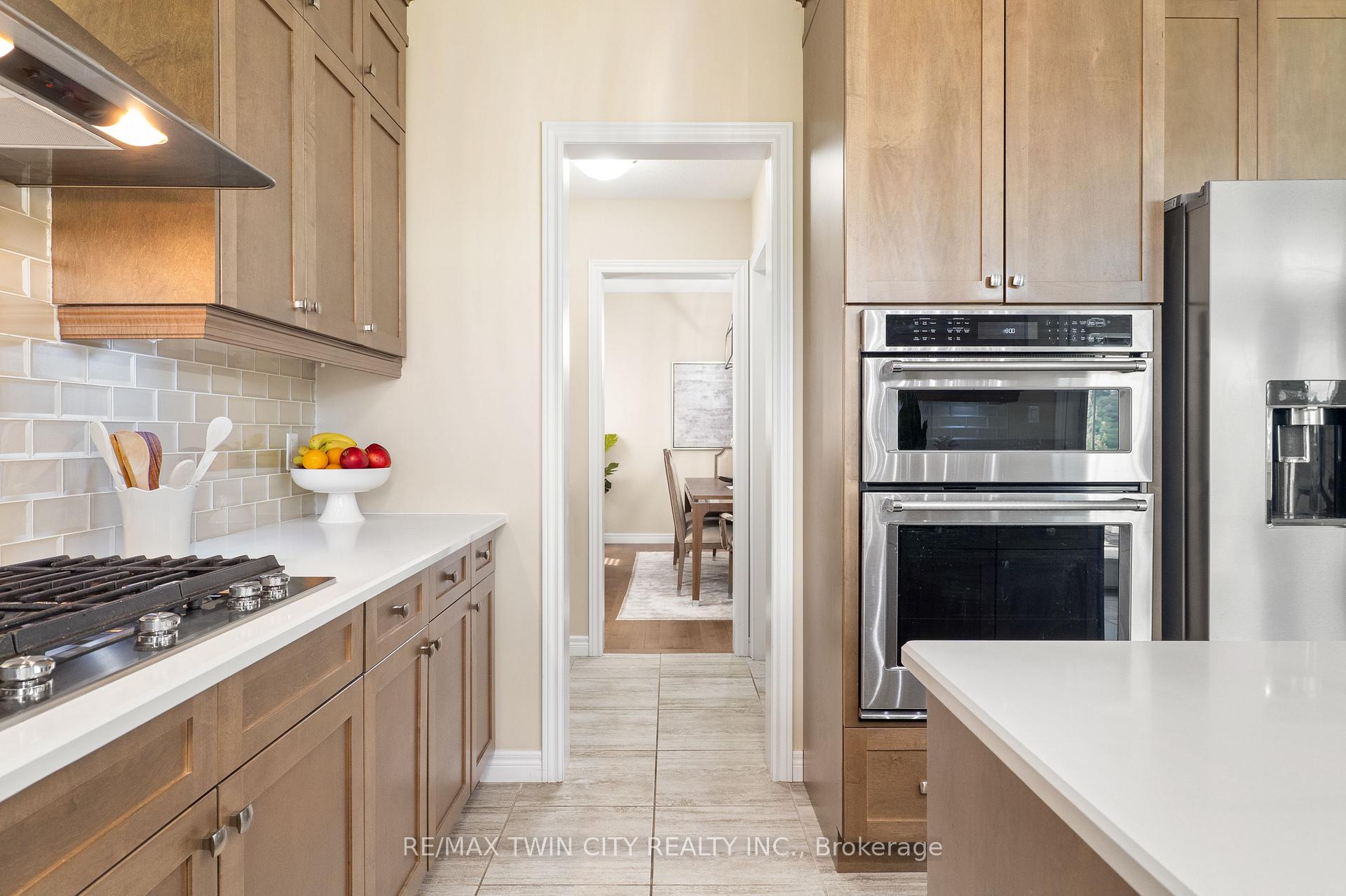 Photo 12 of 369 Rivertrail Avenue, Kitchener, Grand River South — HOMEH