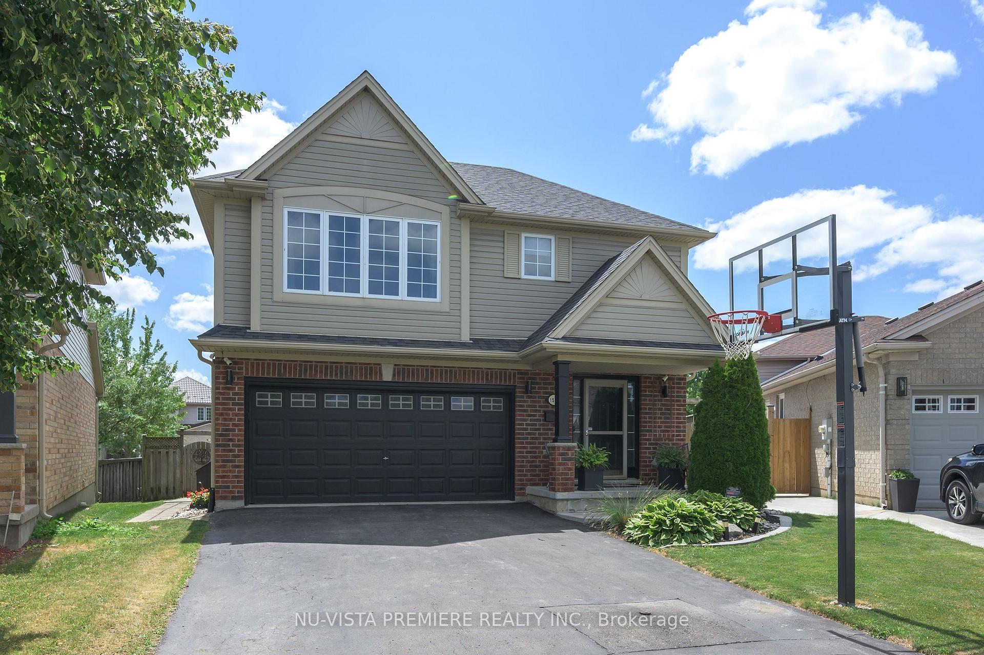 Front of 1582 Chelton Place