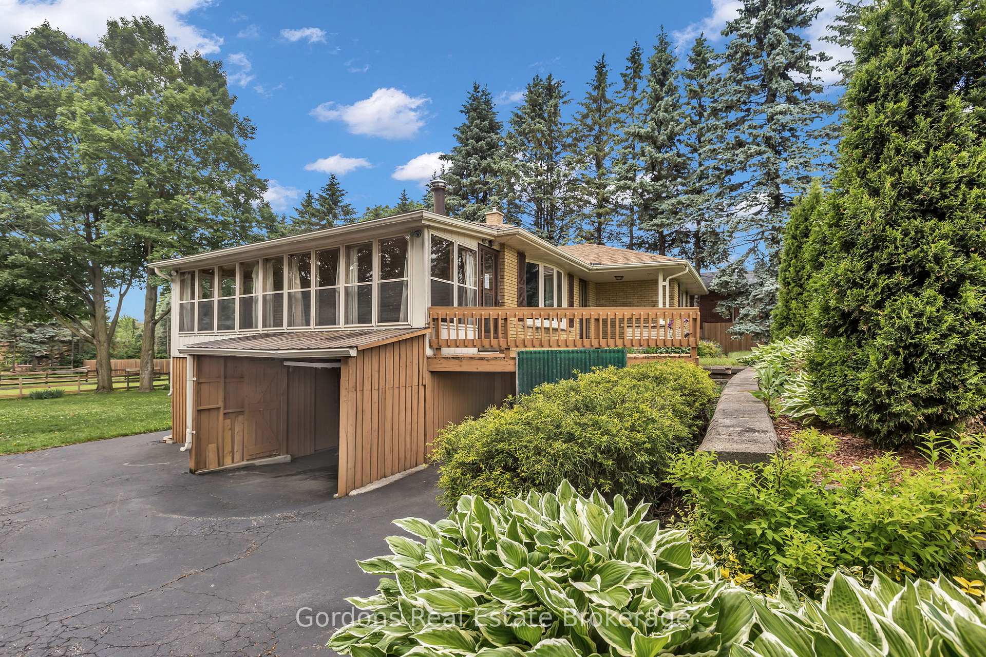 Photo 4 of 1432 Mannheim Road, Wilmot — HOMEH