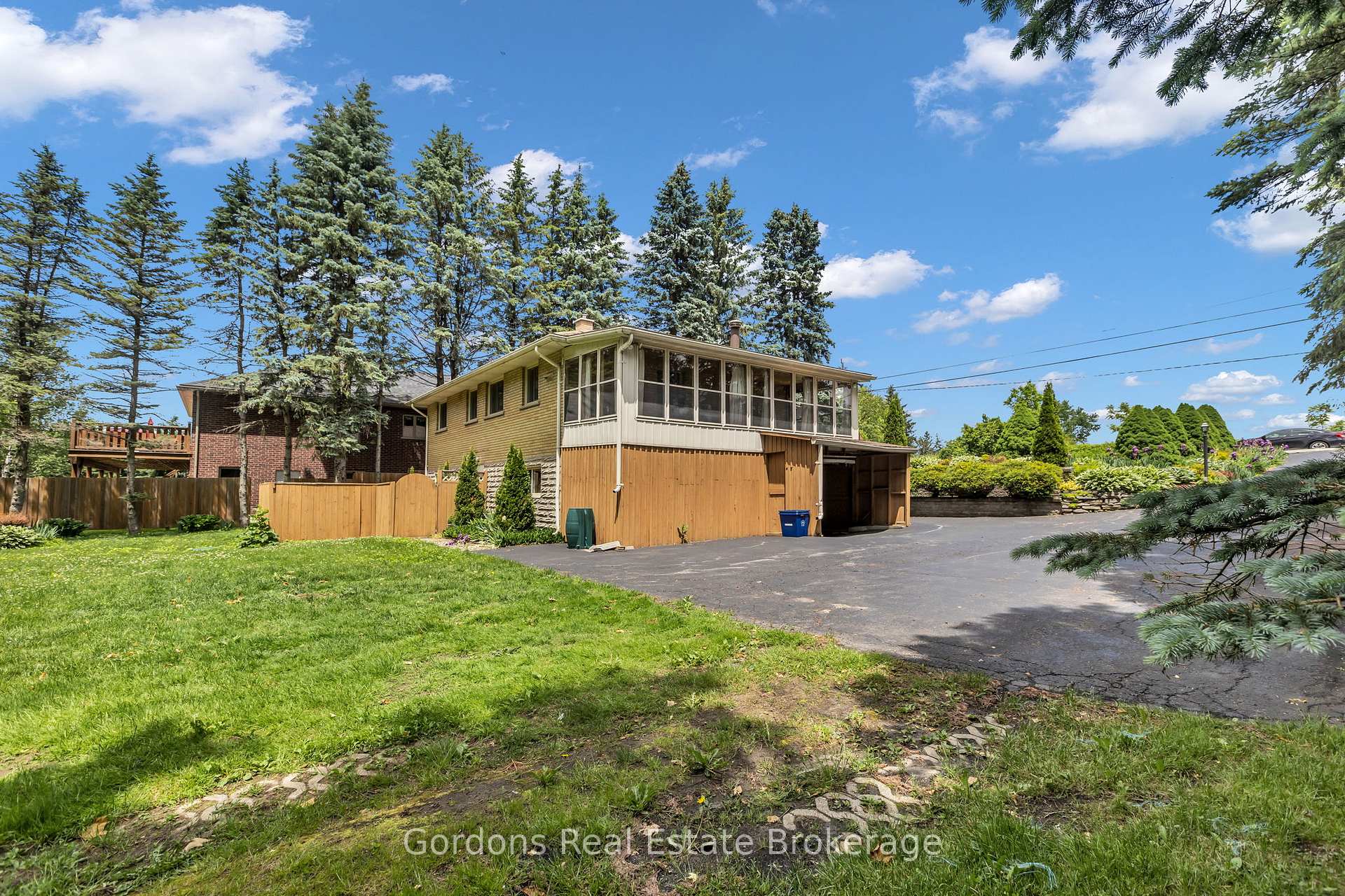 Photo 5 of 1432 Mannheim Road, Wilmot — HOMEH