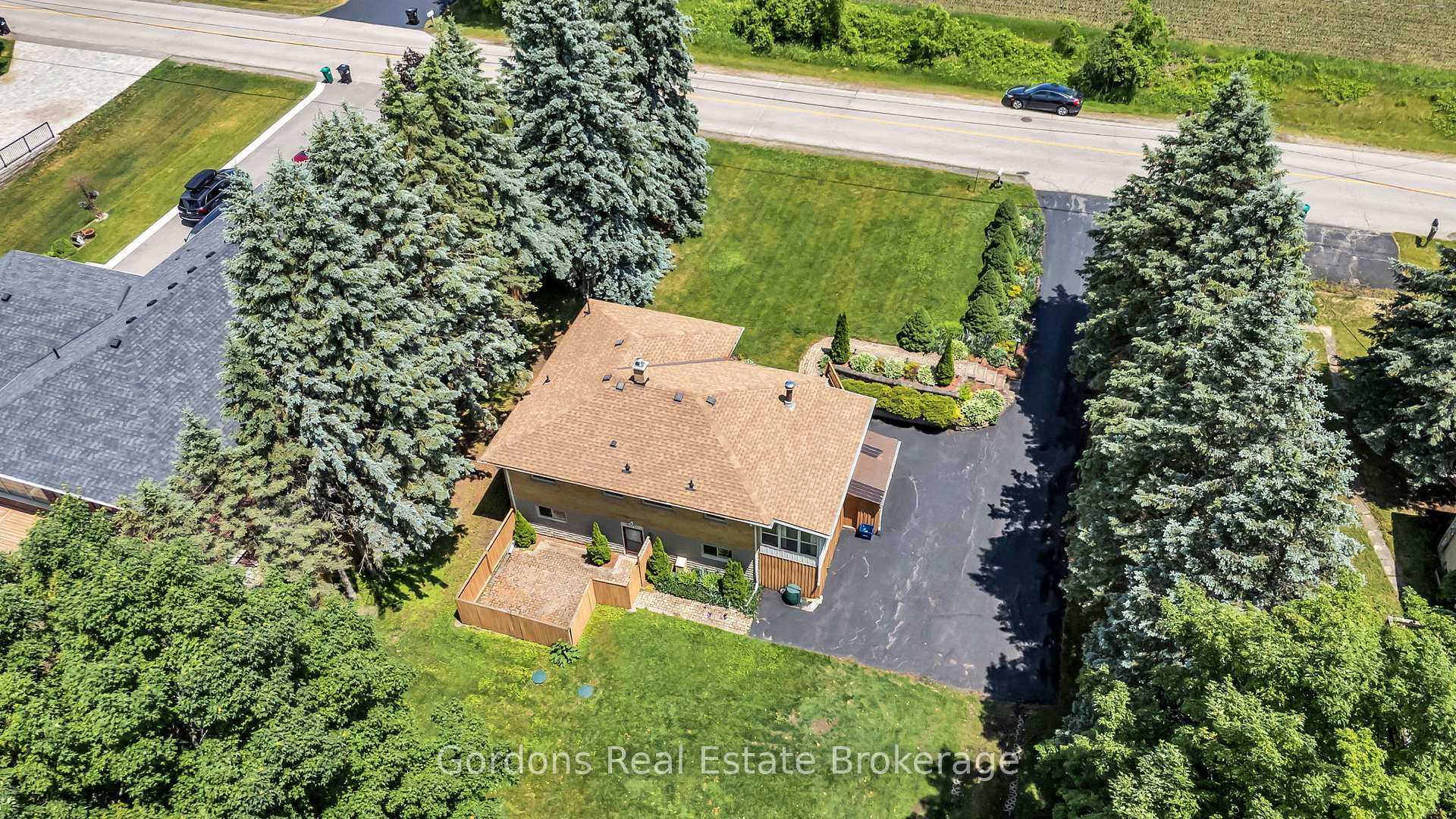 Photo 8 of 1432 Mannheim Road, Wilmot — HOMEH