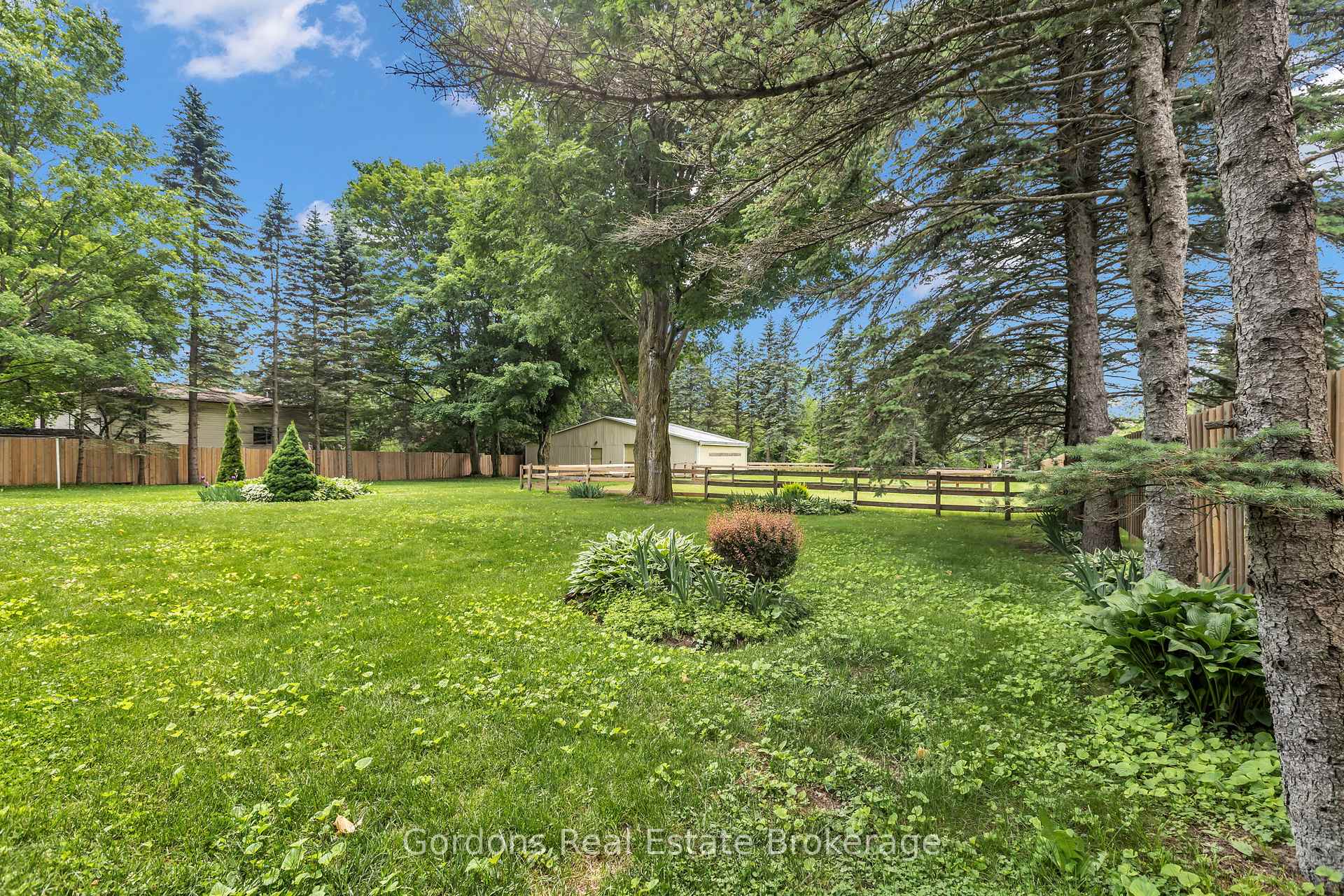 Photo 11 of 1432 Mannheim Road, Wilmot — HOMEH
