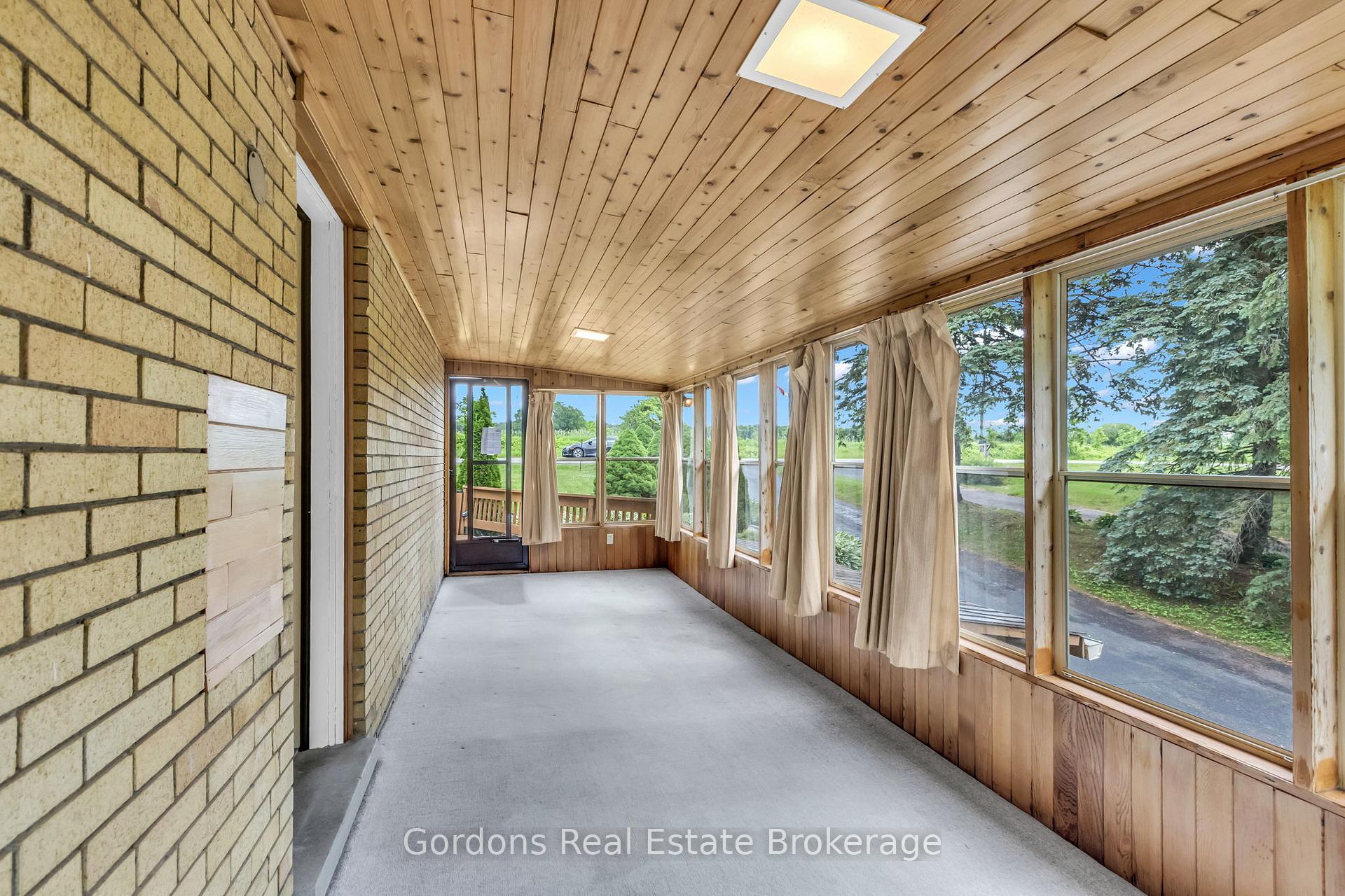 Photo 31 of 1432 Mannheim Road, Wilmot — HOMEH