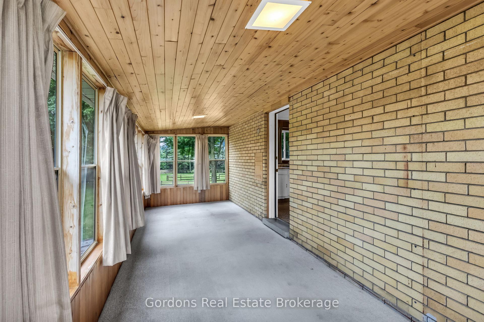 Photo 32 of 1432 Mannheim Road, Wilmot — HOMEH