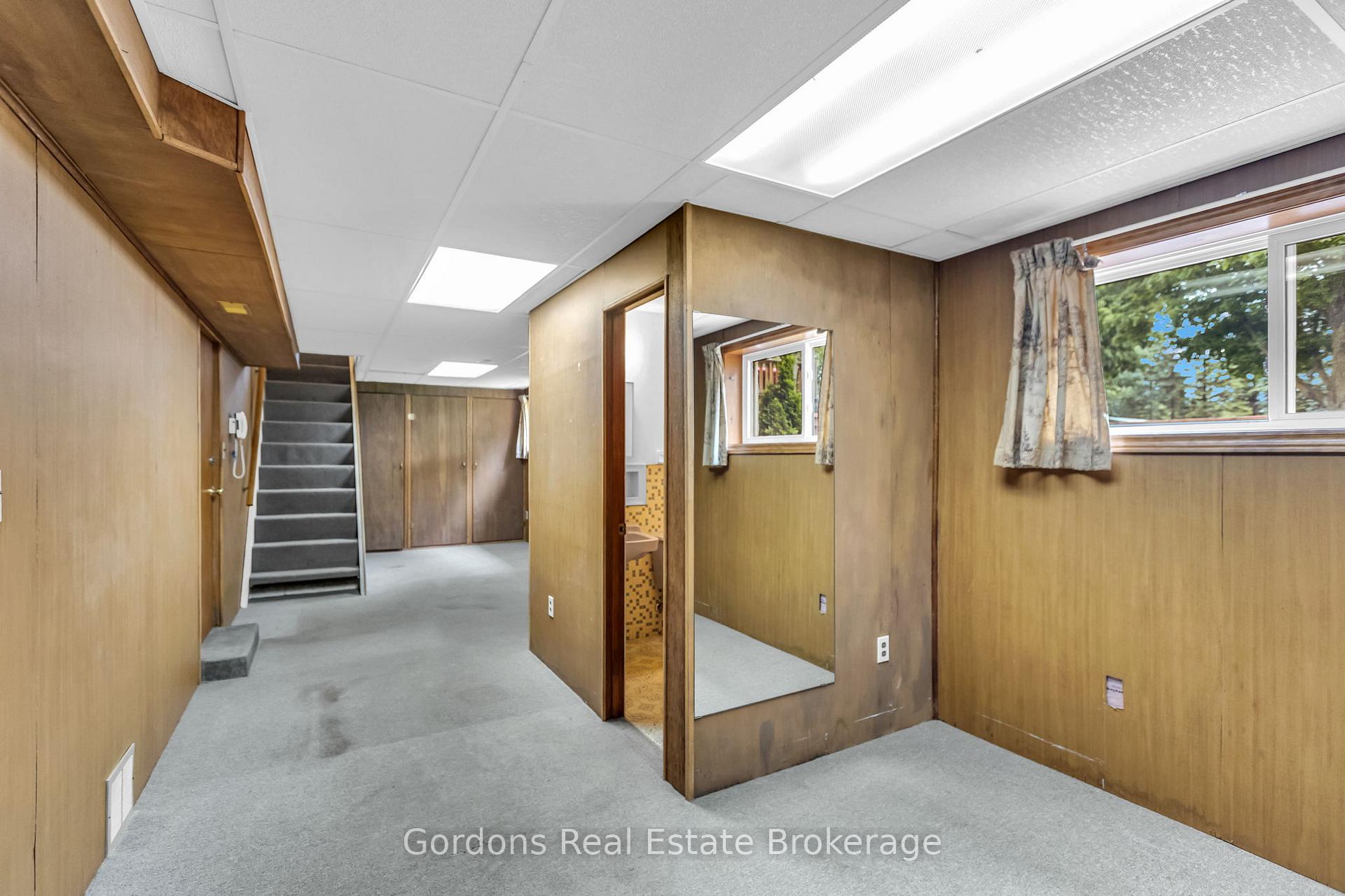 Photo 46 of 1432 Mannheim Road, Wilmot — HOMEH