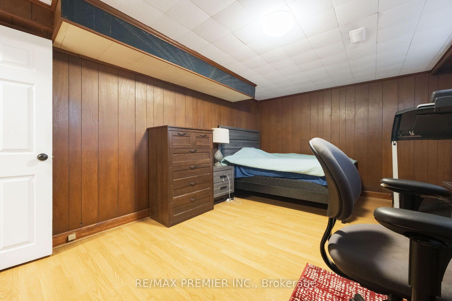 Photo 44 of 35 Barkwin Drive, Etobicoke, Thistletown-Beaumonde Heights — HOMEH