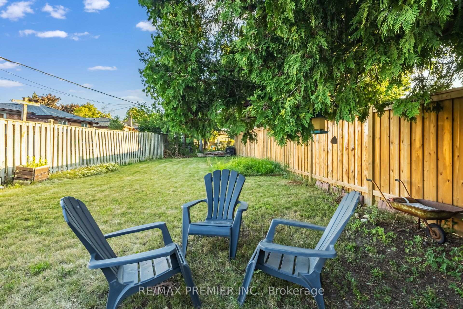 Photo 50 of 35 Barkwin Drive, Etobicoke, Thistletown-Beaumonde Heights — HOMEH