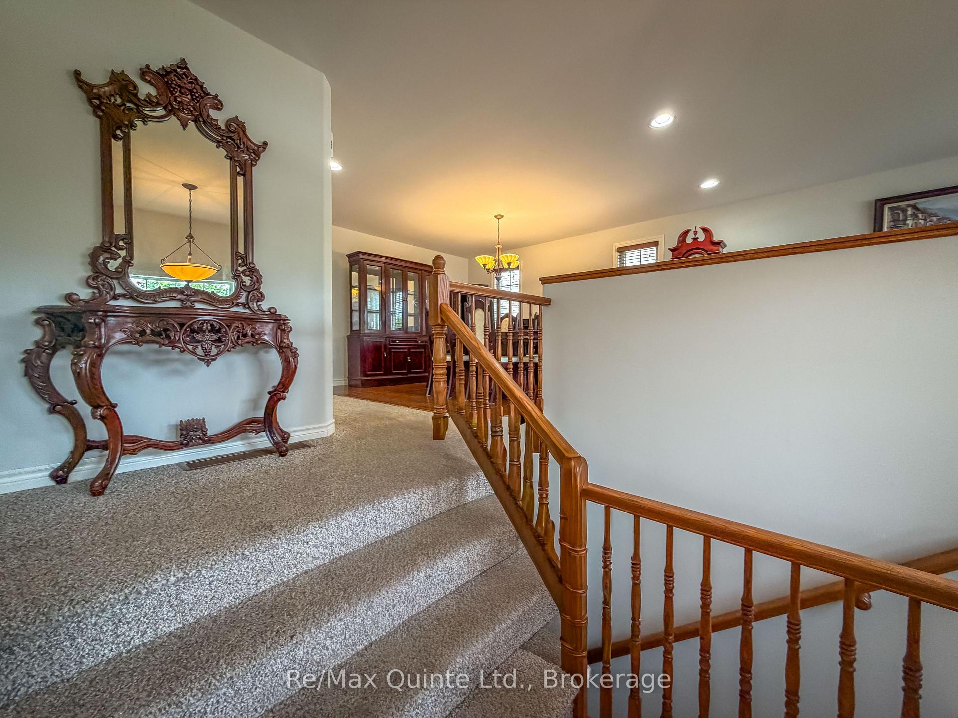 Photo 4 of 10 Boyce Court, Belleville, Belleville Ward — HOMEH