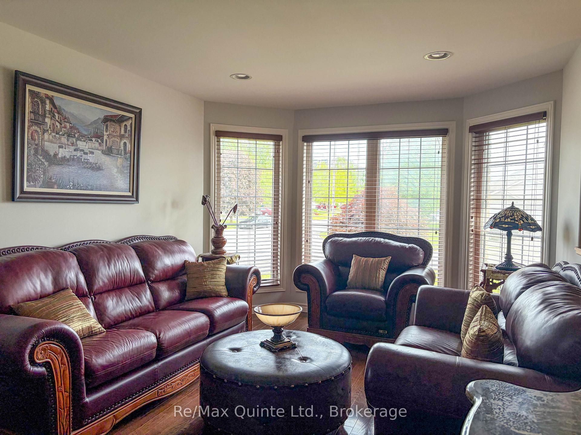 Photo 8 of 10 Boyce Court, Belleville, Belleville Ward — HOMEH