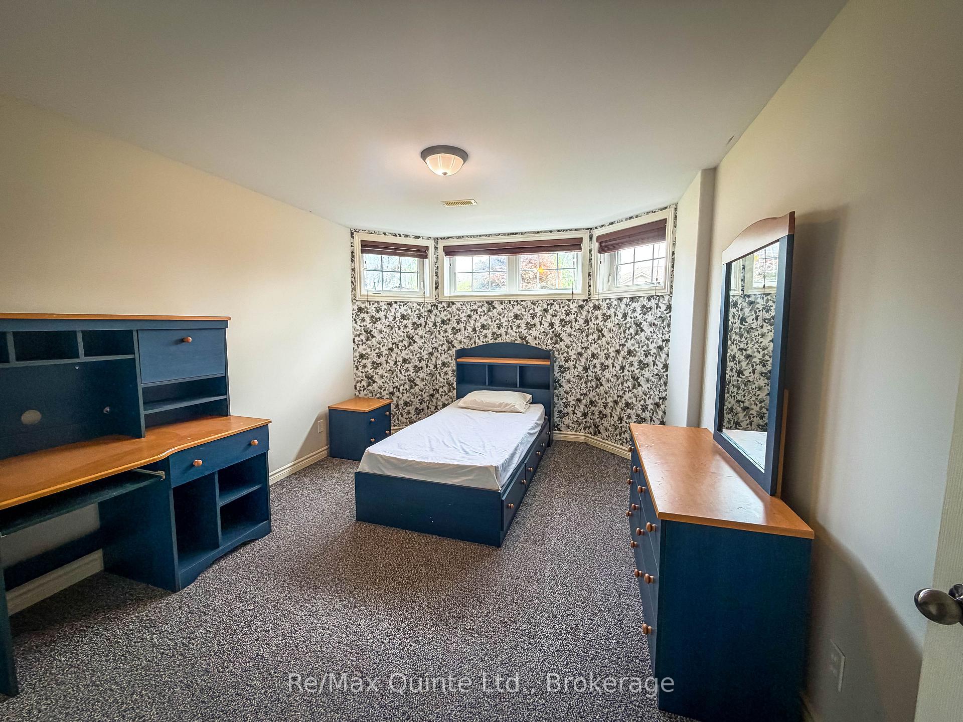 Photo 22 of 10 Boyce Court, Belleville, Belleville Ward — HOMEH