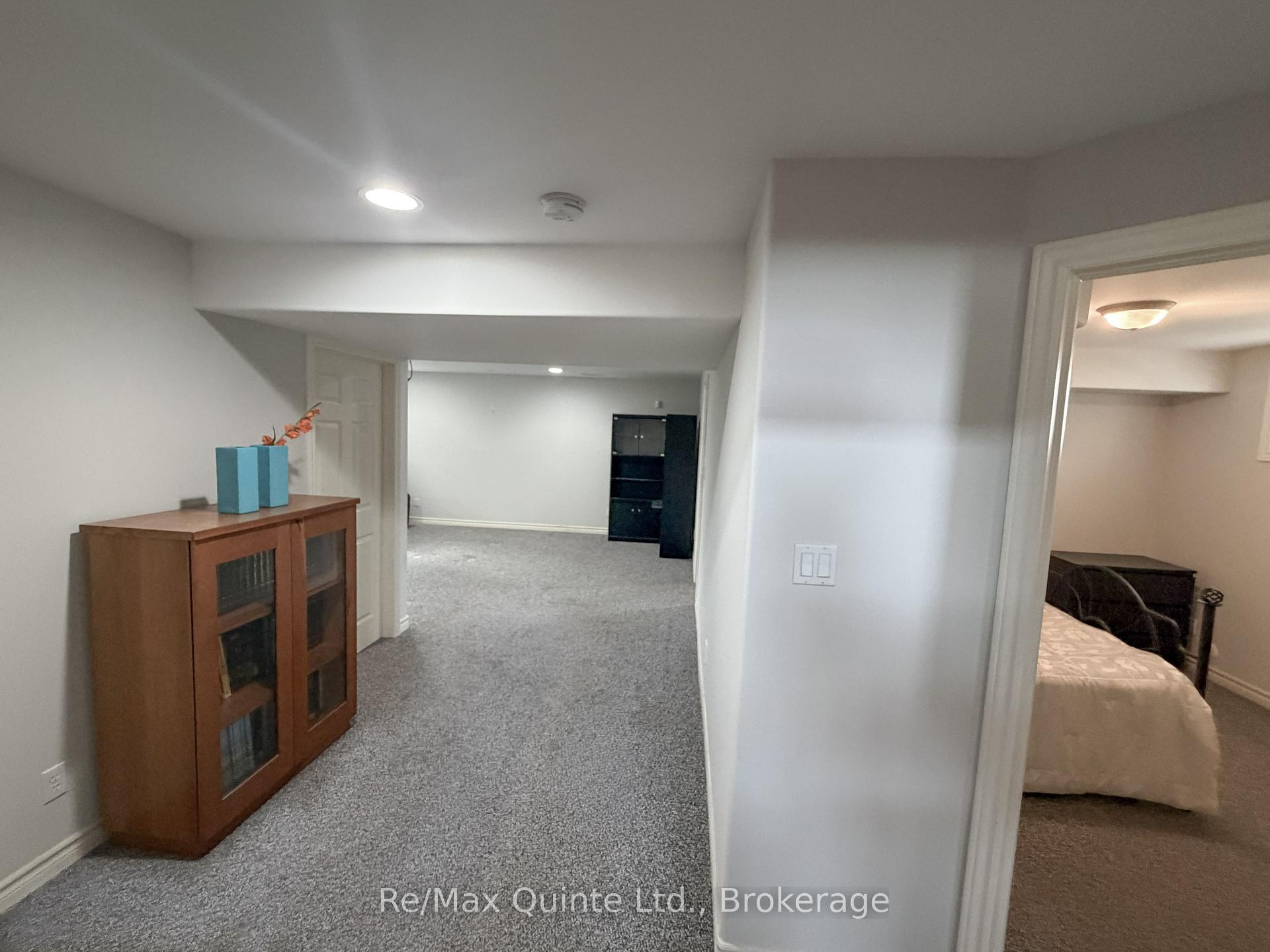 Photo 23 of 10 Boyce Court, Belleville, Belleville Ward — HOMEH