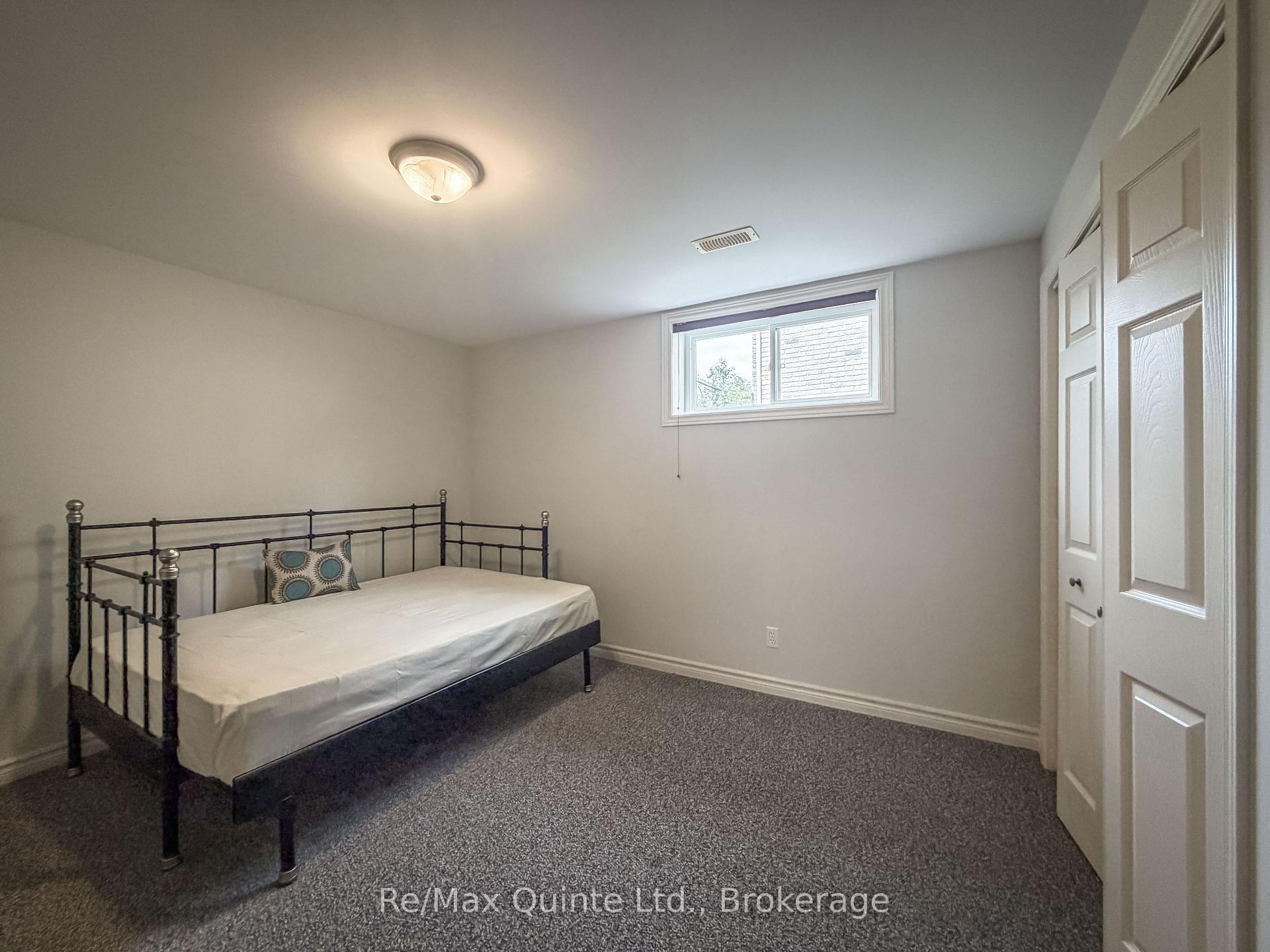 Photo 26 of 10 Boyce Court, Belleville, Belleville Ward — HOMEH